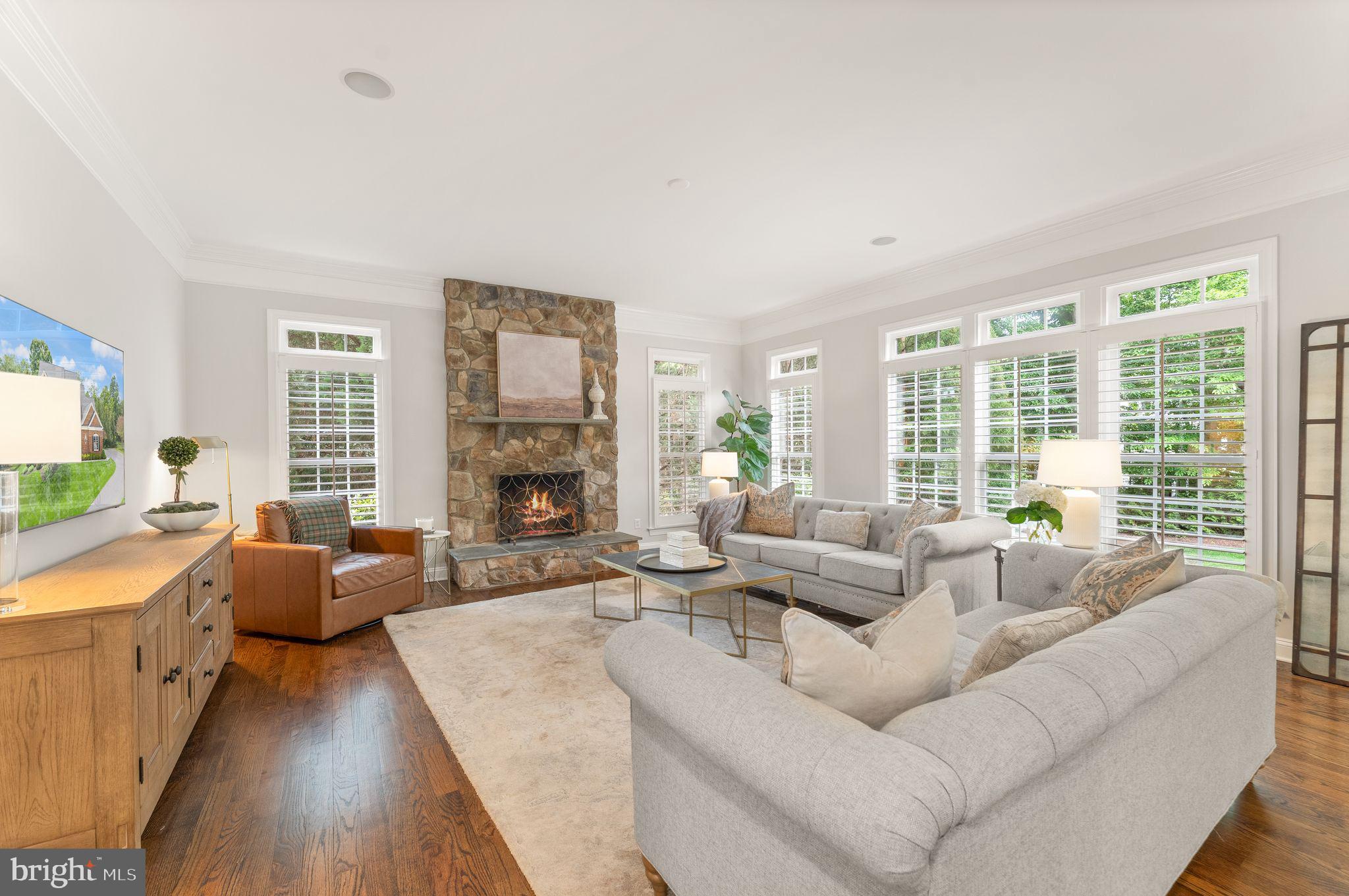 LANSDOWNE ON THE POTOMAC - Residential
