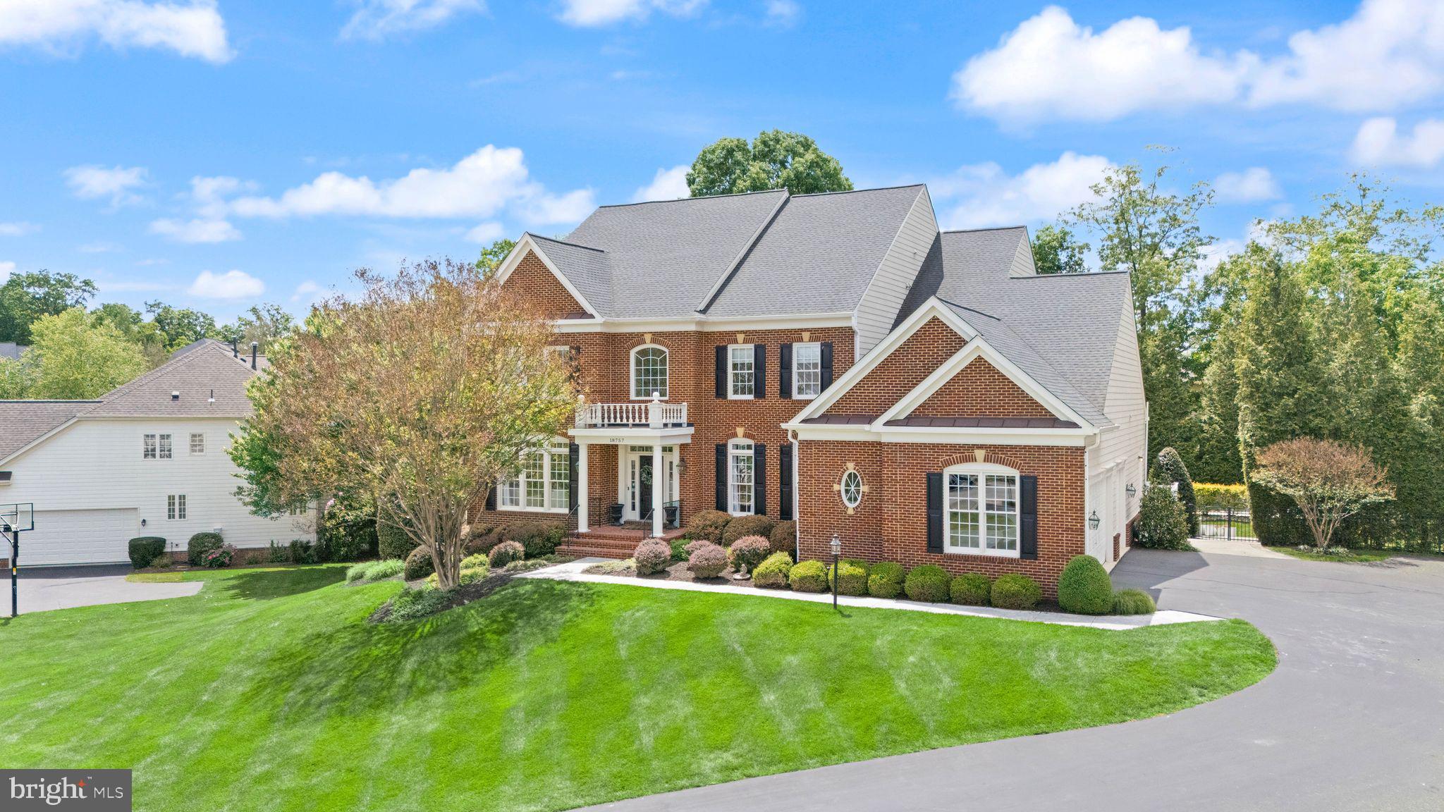 LANSDOWNE ON THE POTOMAC - Residential