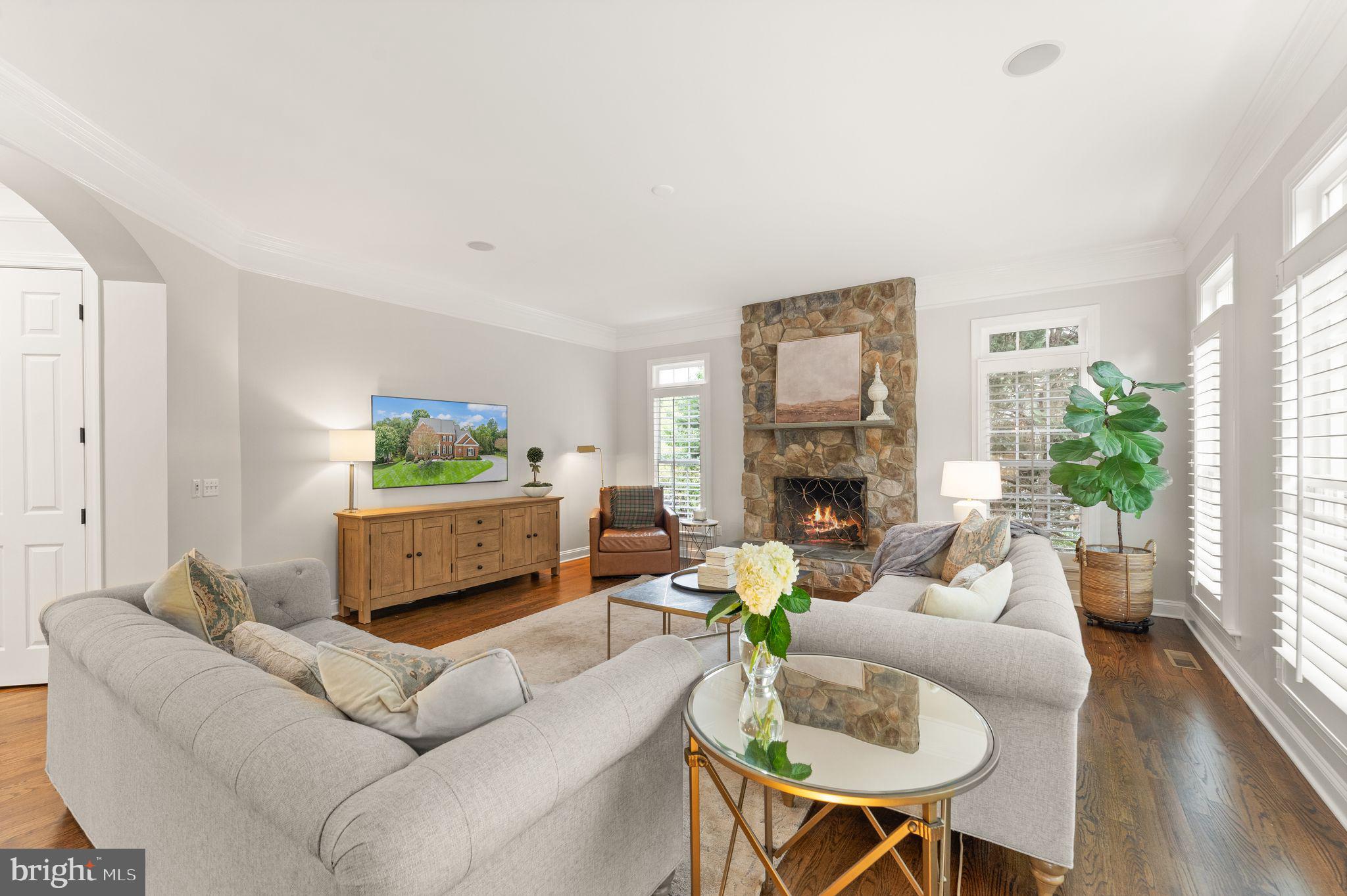 LANSDOWNE ON THE POTOMAC - Residential