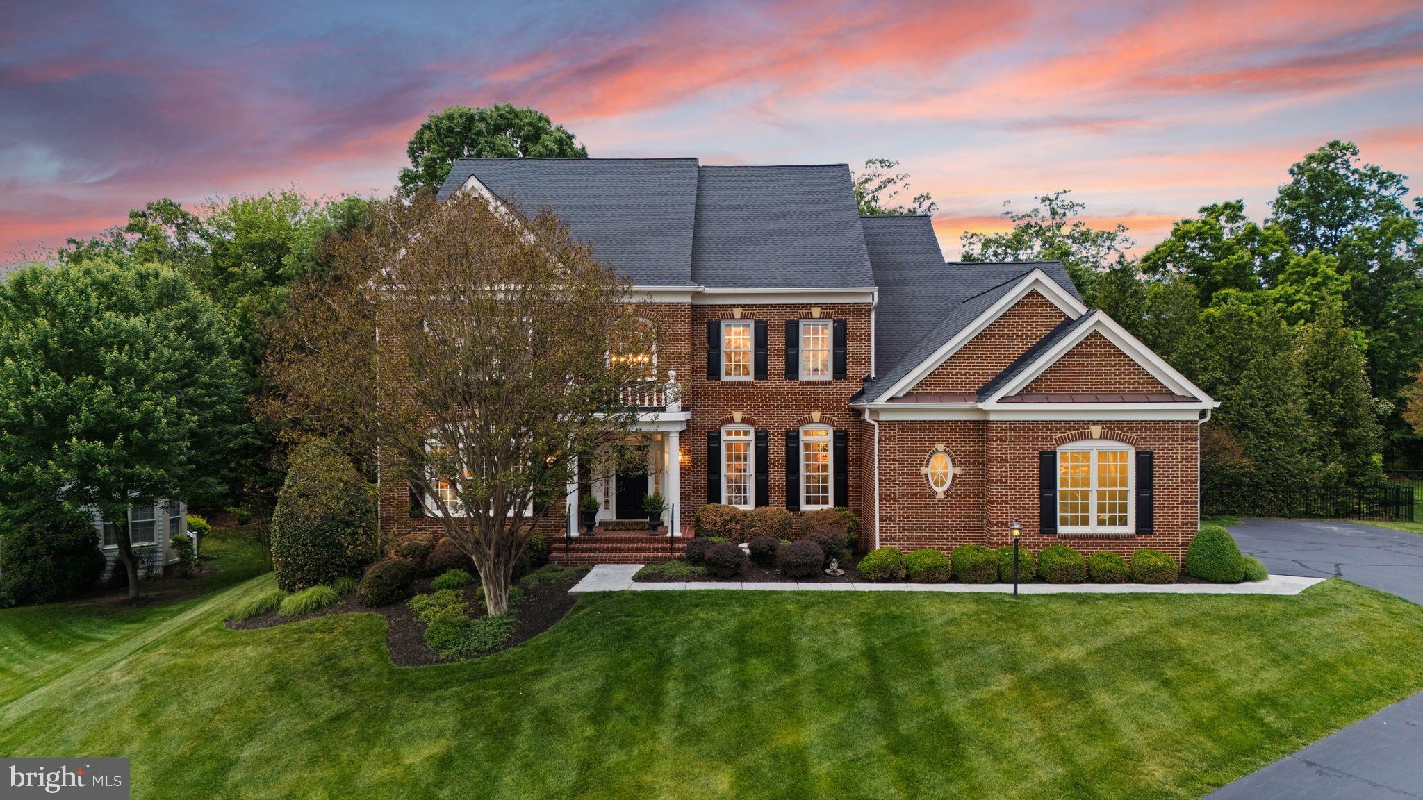 LANSDOWNE ON THE POTOMAC - Residential