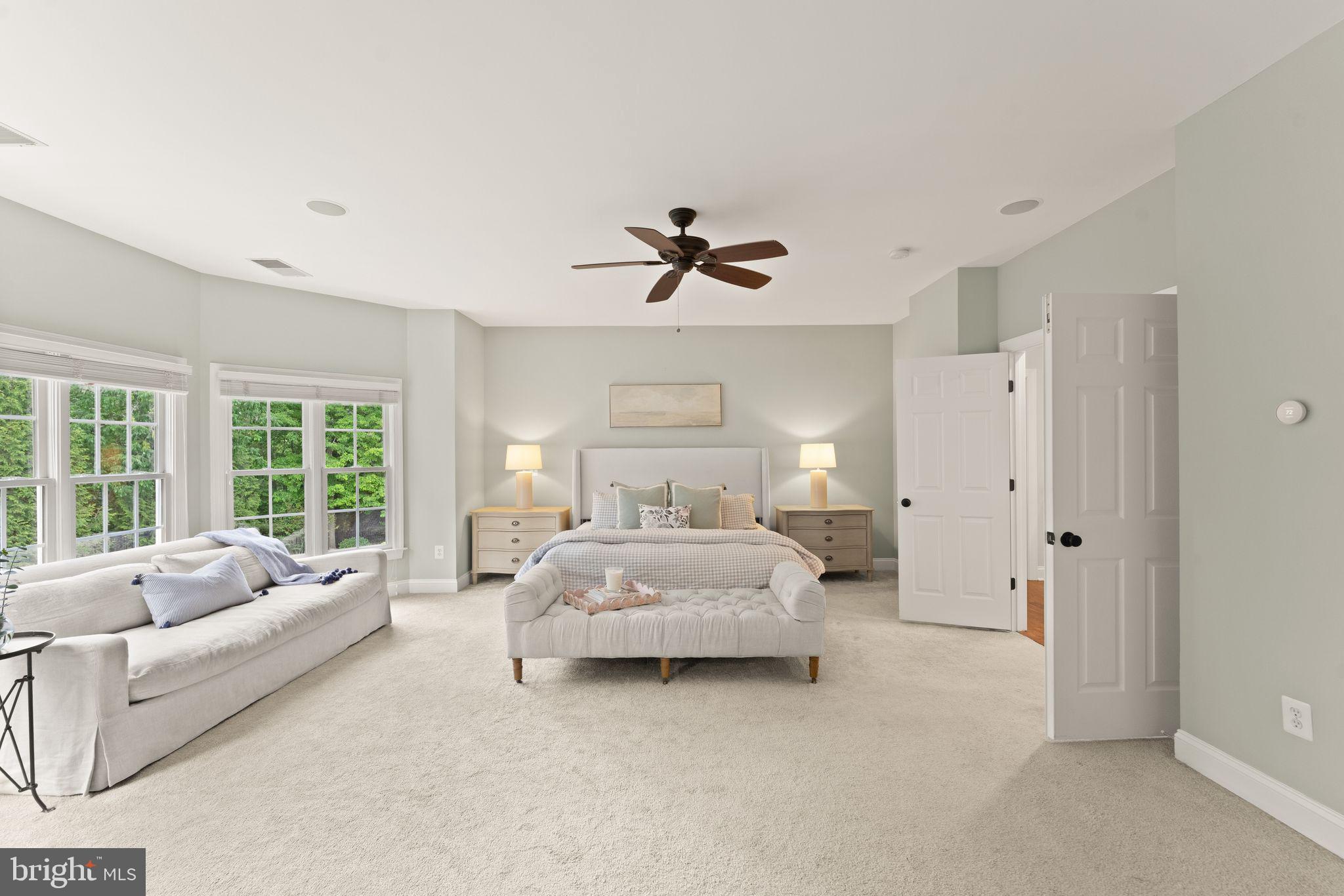 LANSDOWNE ON THE POTOMAC - Residential