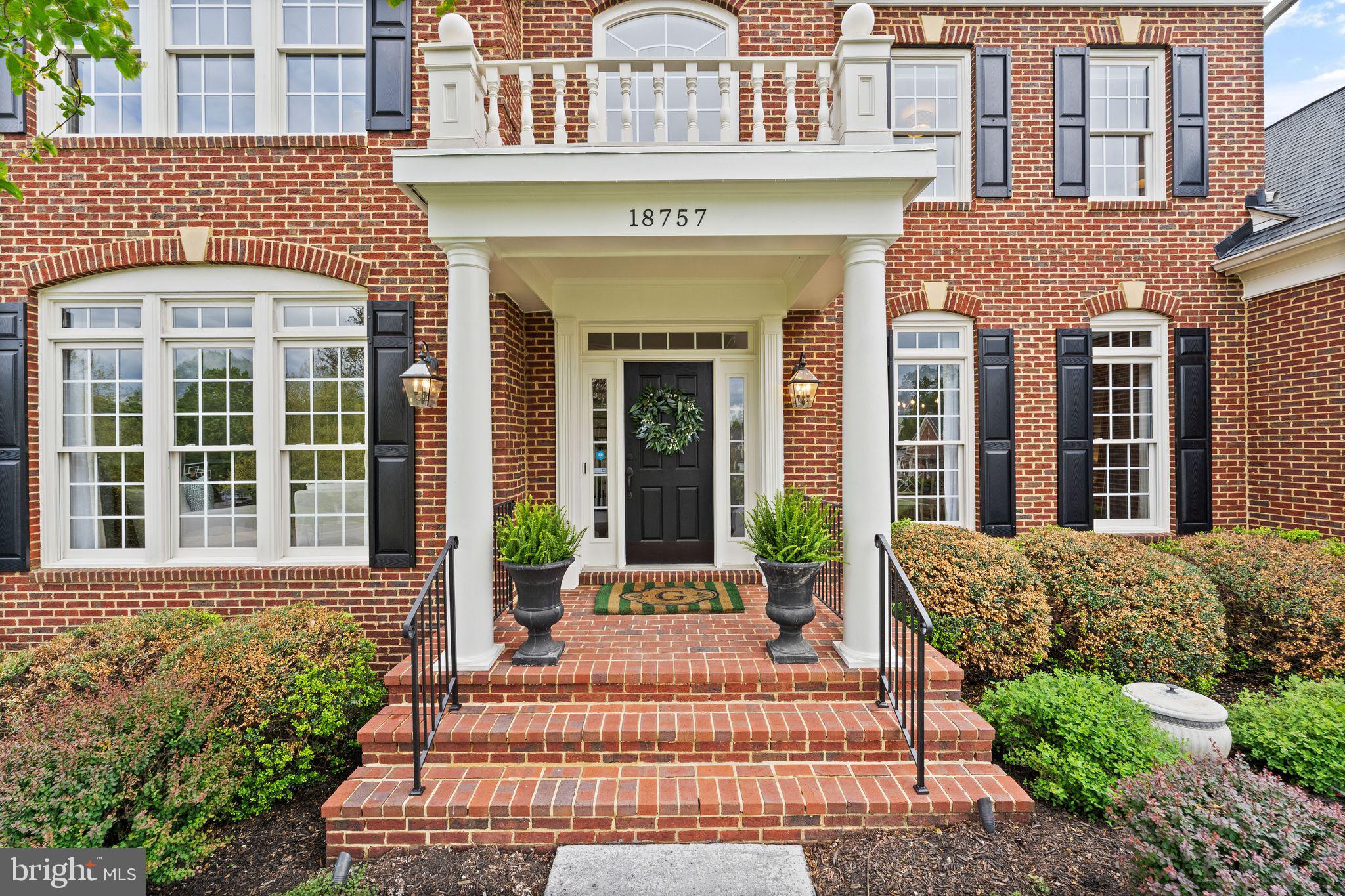 LANSDOWNE ON THE POTOMAC - Residential