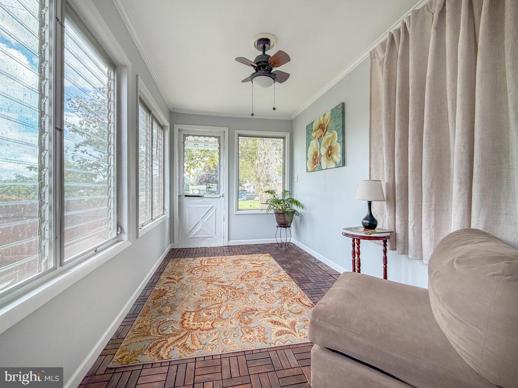 1001 W 5TH STREET W