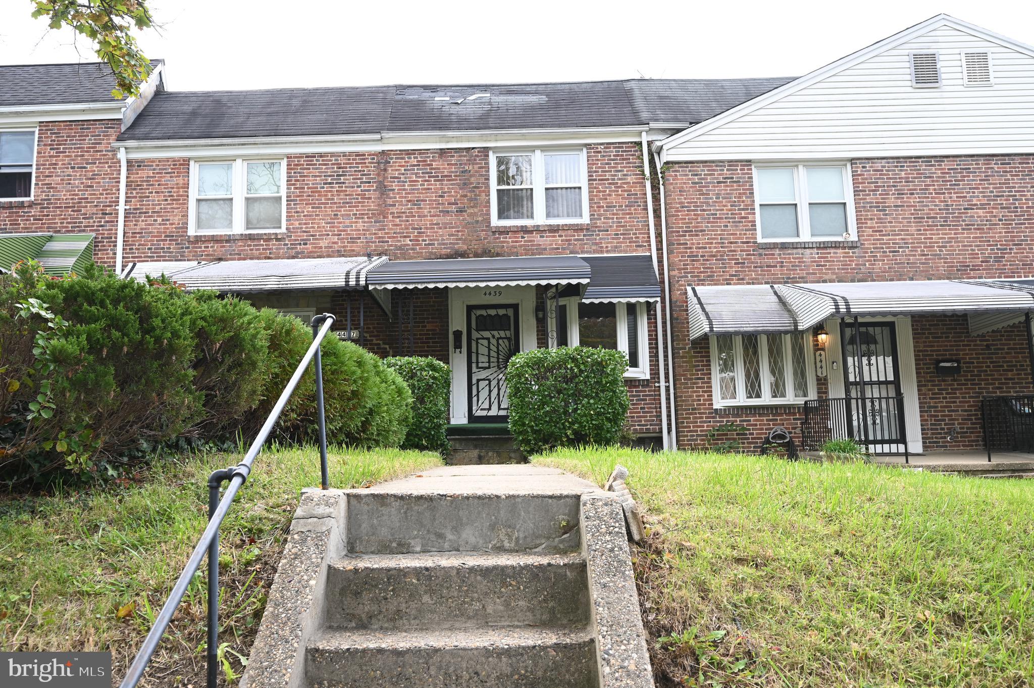 UPLANDS - Residential