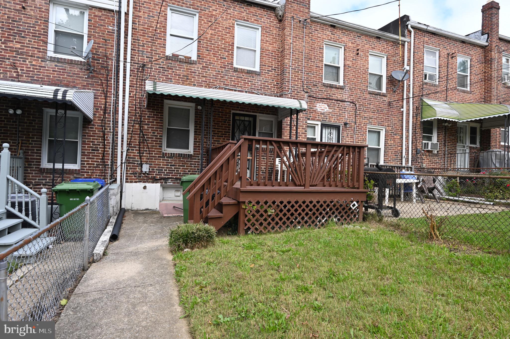 UPLANDS - Residential