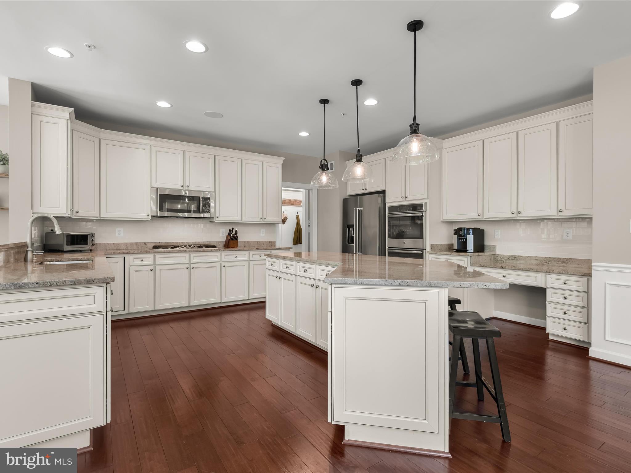 BELLE HAVEN ESTATES - Residential