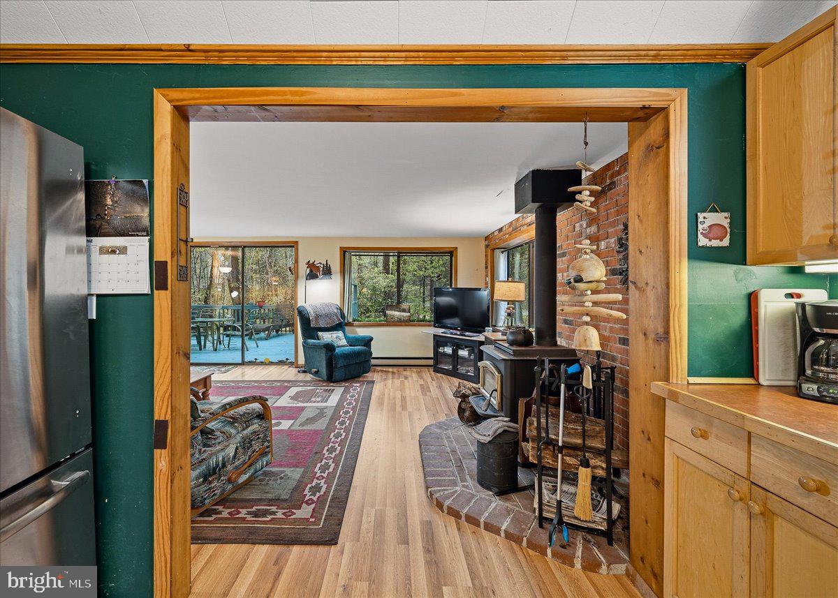 ARROWHEAD  LAKES - Residential