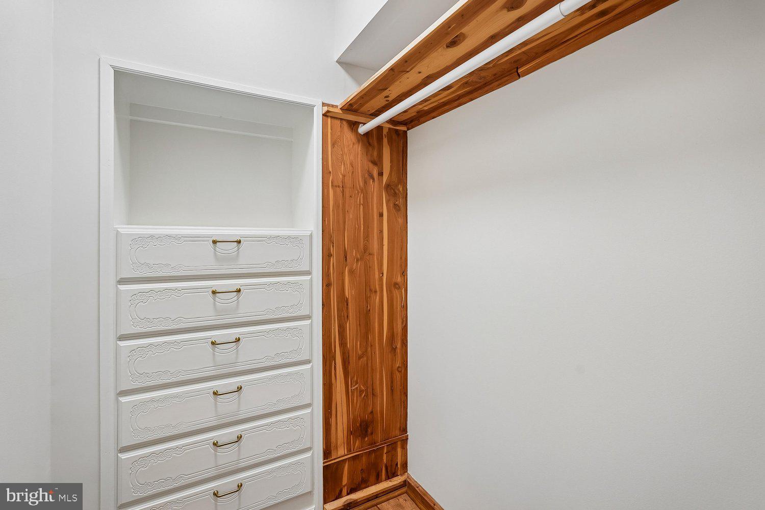 CONNEMARA - Residential