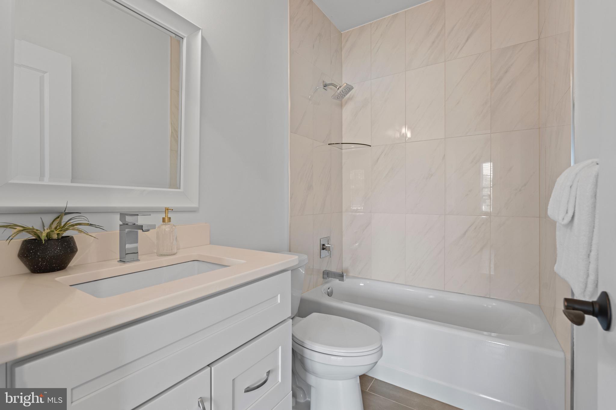 PIMMIT HILLS - Residential