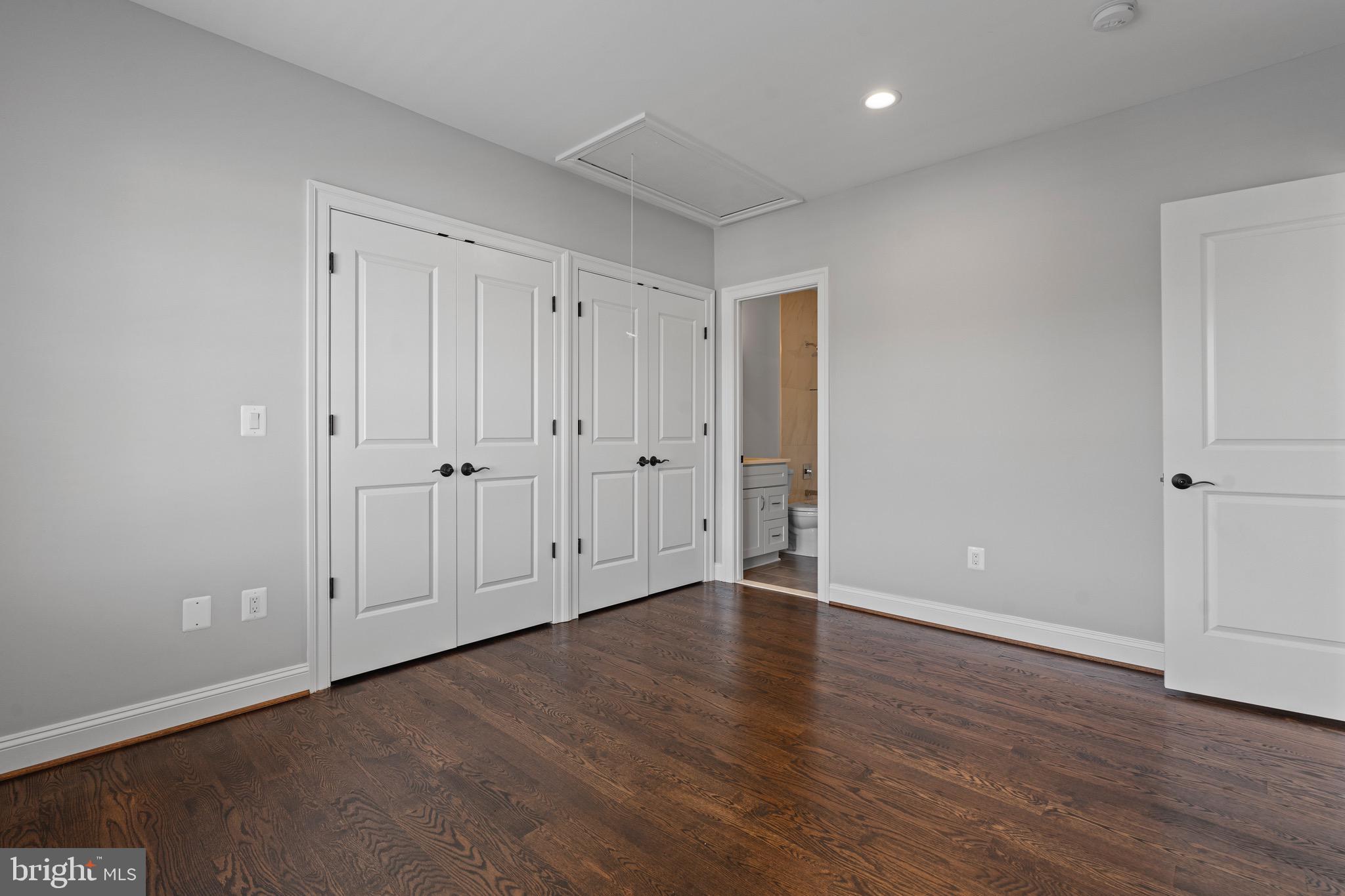 PIMMIT HILLS - Residential