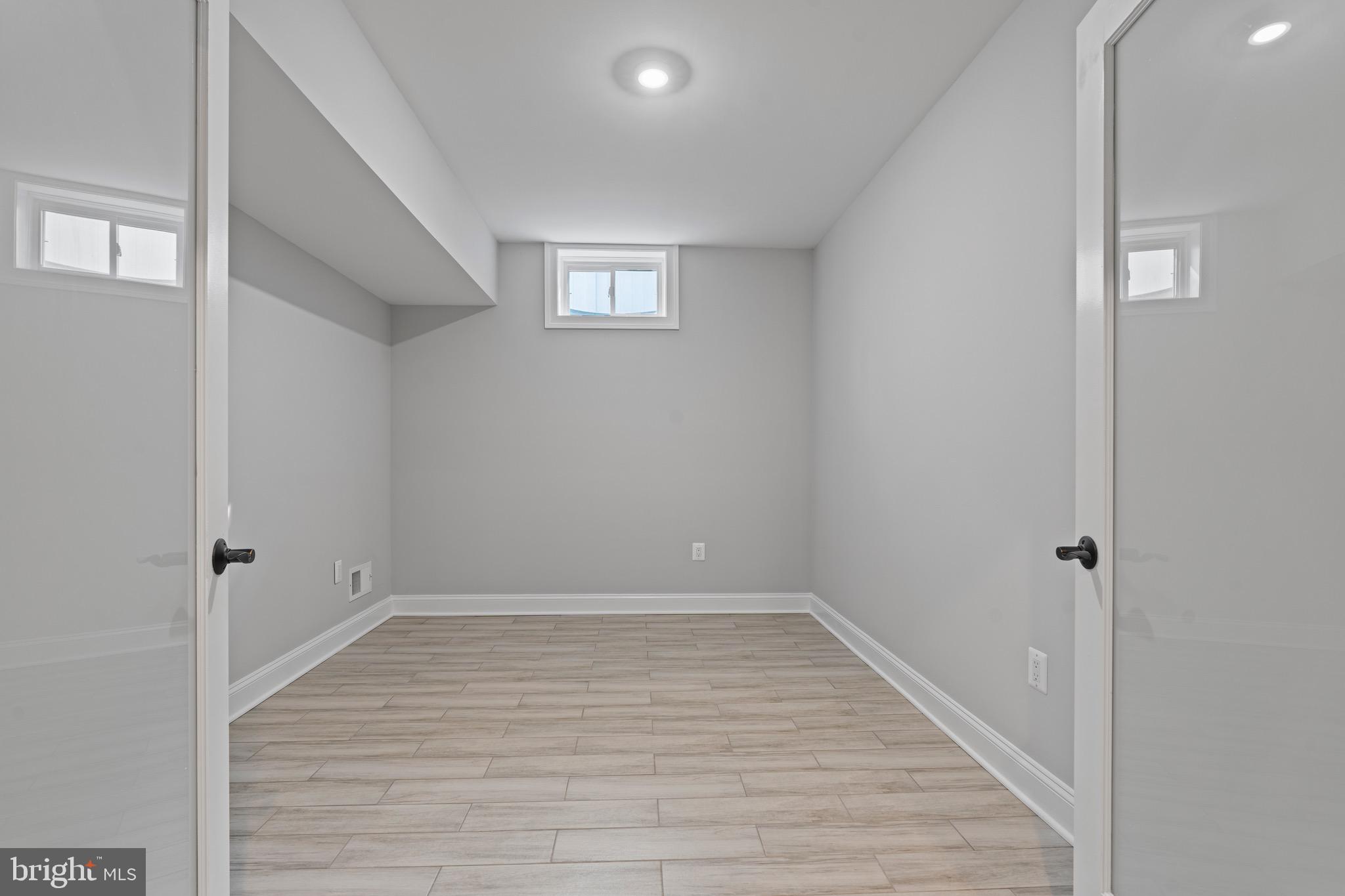 PIMMIT HILLS - Residential