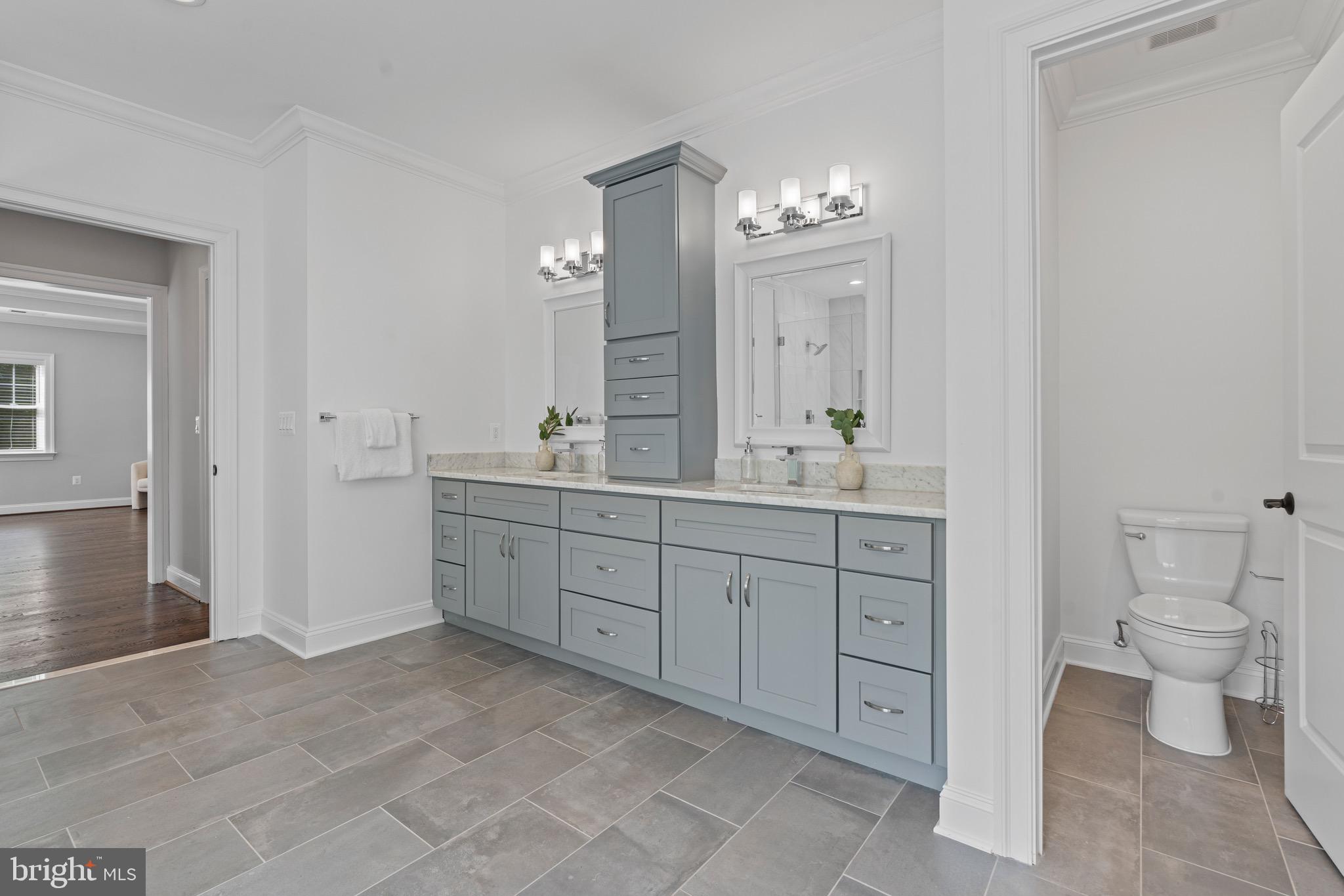 PIMMIT HILLS - Residential