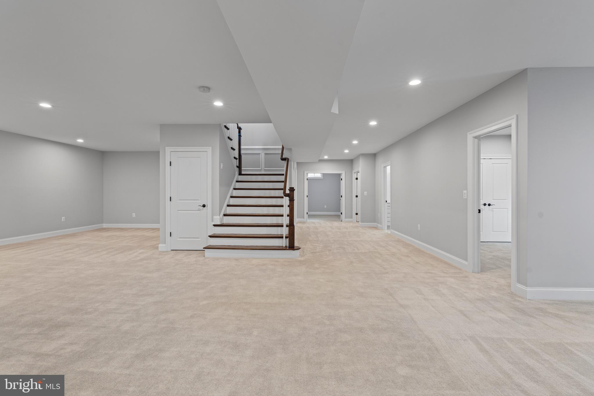 PIMMIT HILLS - Residential