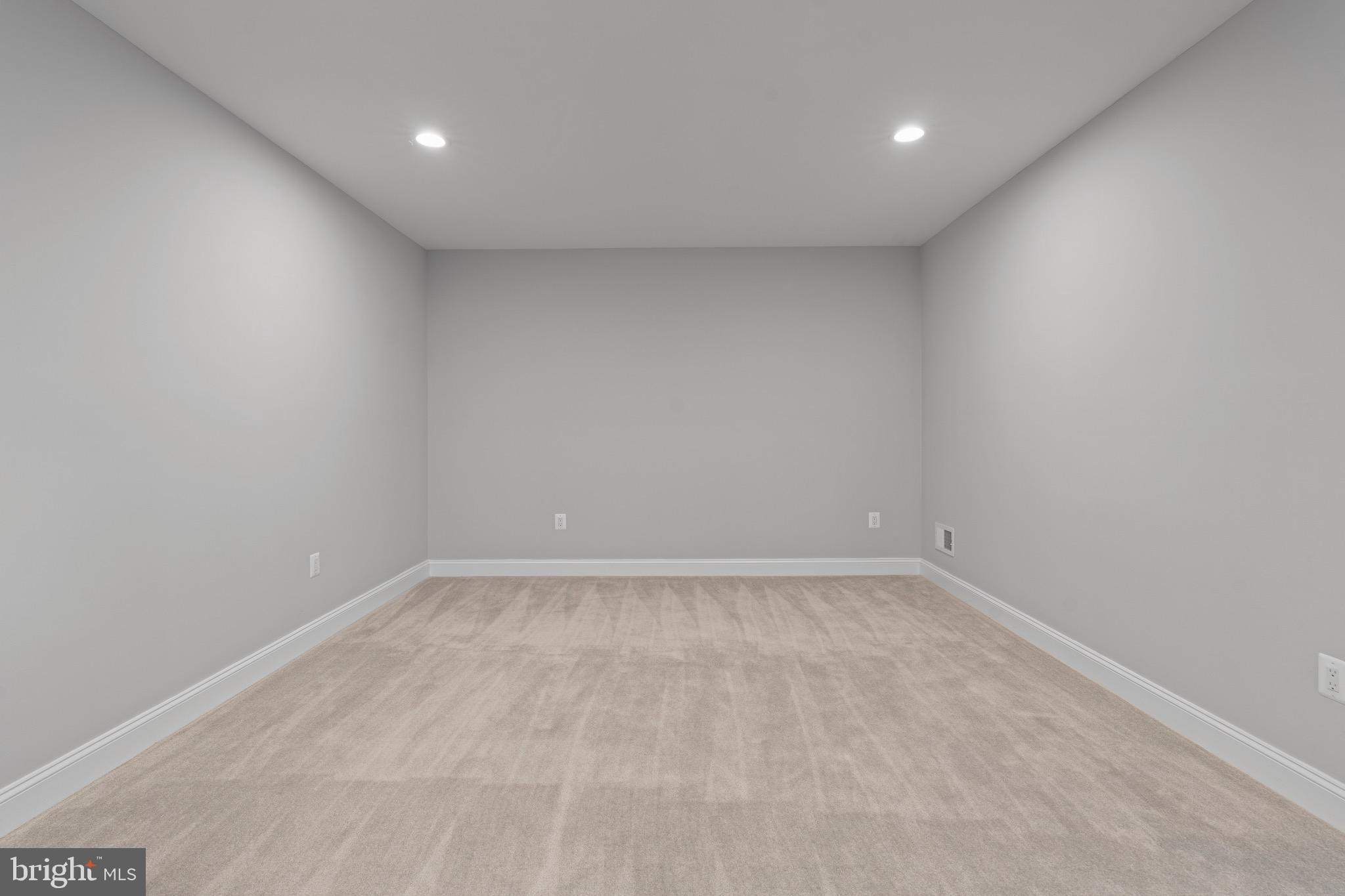 PIMMIT HILLS - Residential