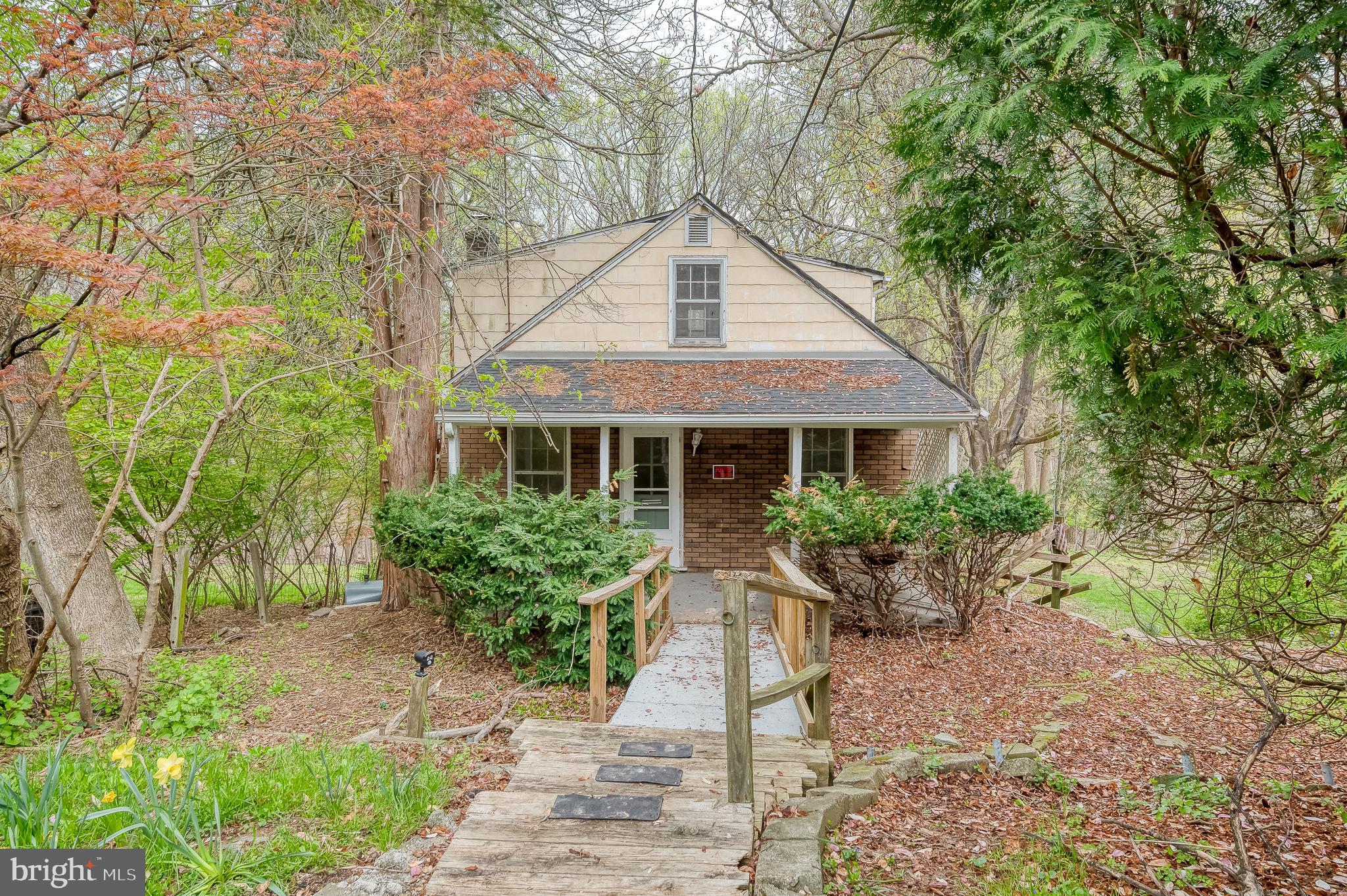 52 SHERWOOD ROAD