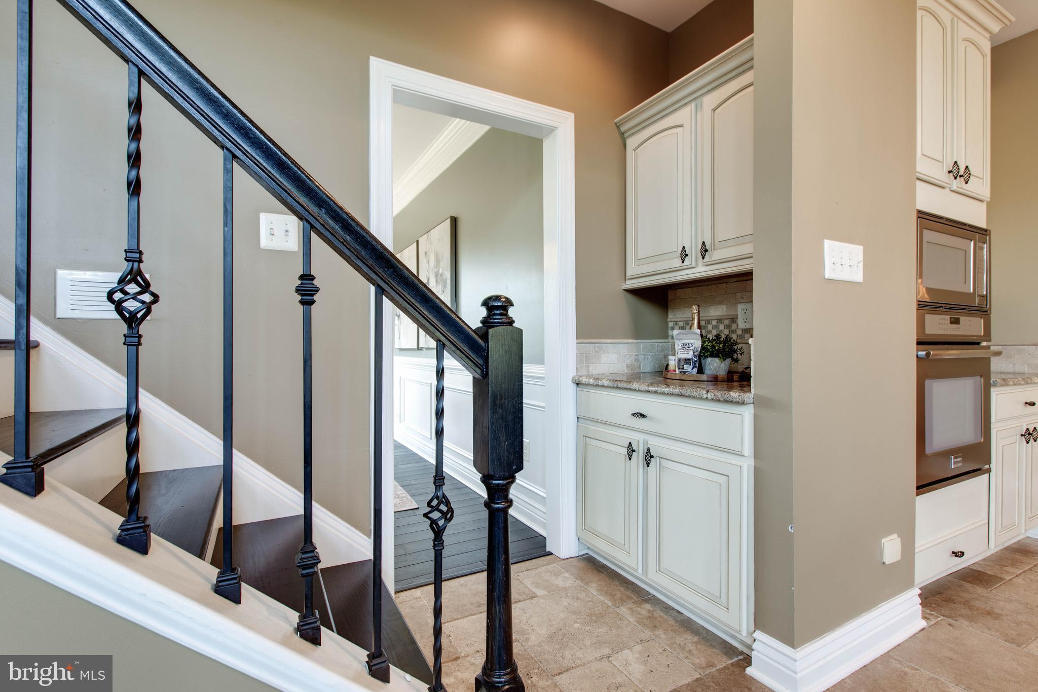 RIVER DOWNS - Residential