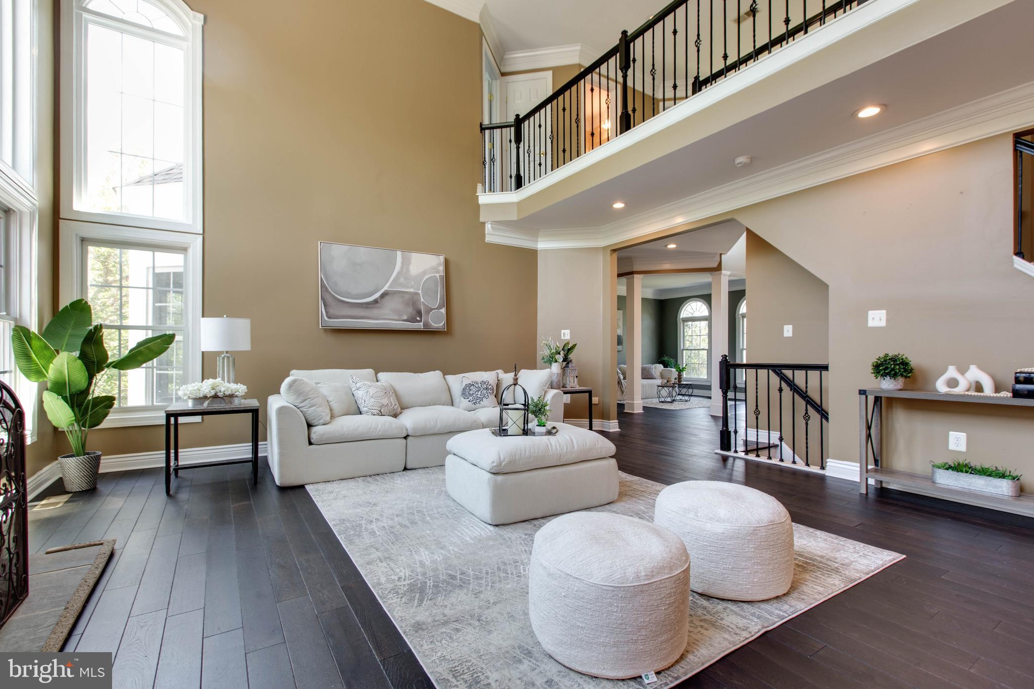 RIVER DOWNS - Residential