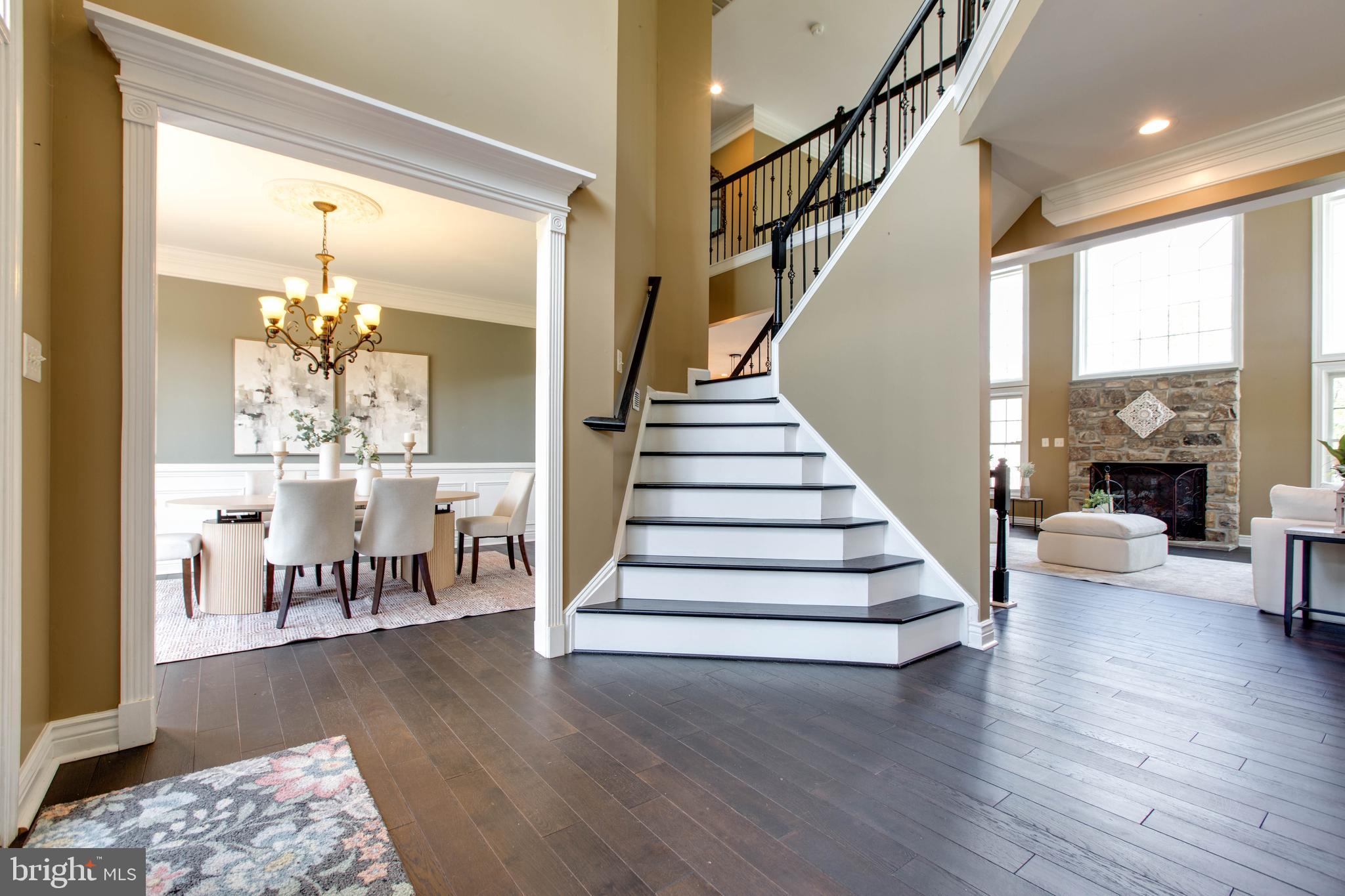 RIVER DOWNS - Residential