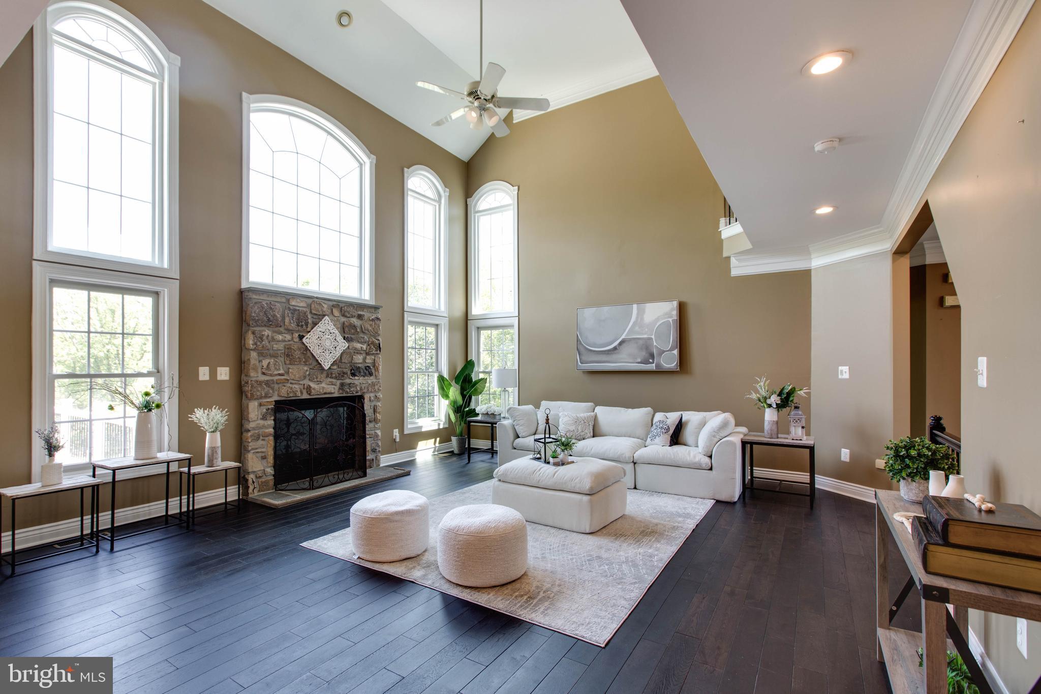 RIVER DOWNS - Residential