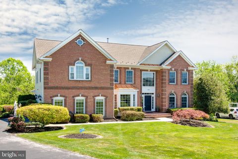 Photo of 1987 Turnberry Court, FINKSBURG, MD 21048 (MLS # MDCR2035070)