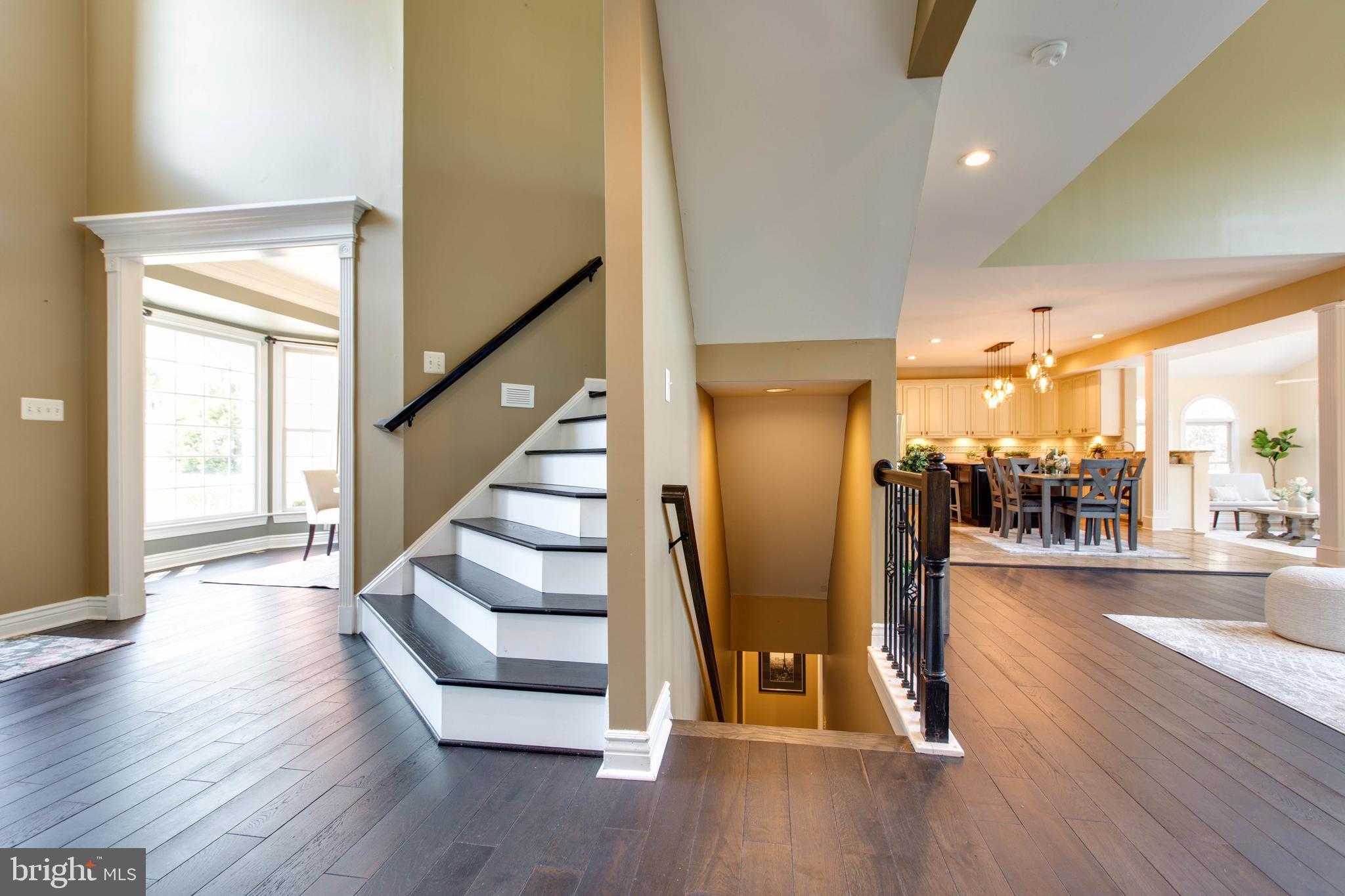 RIVER DOWNS - Residential