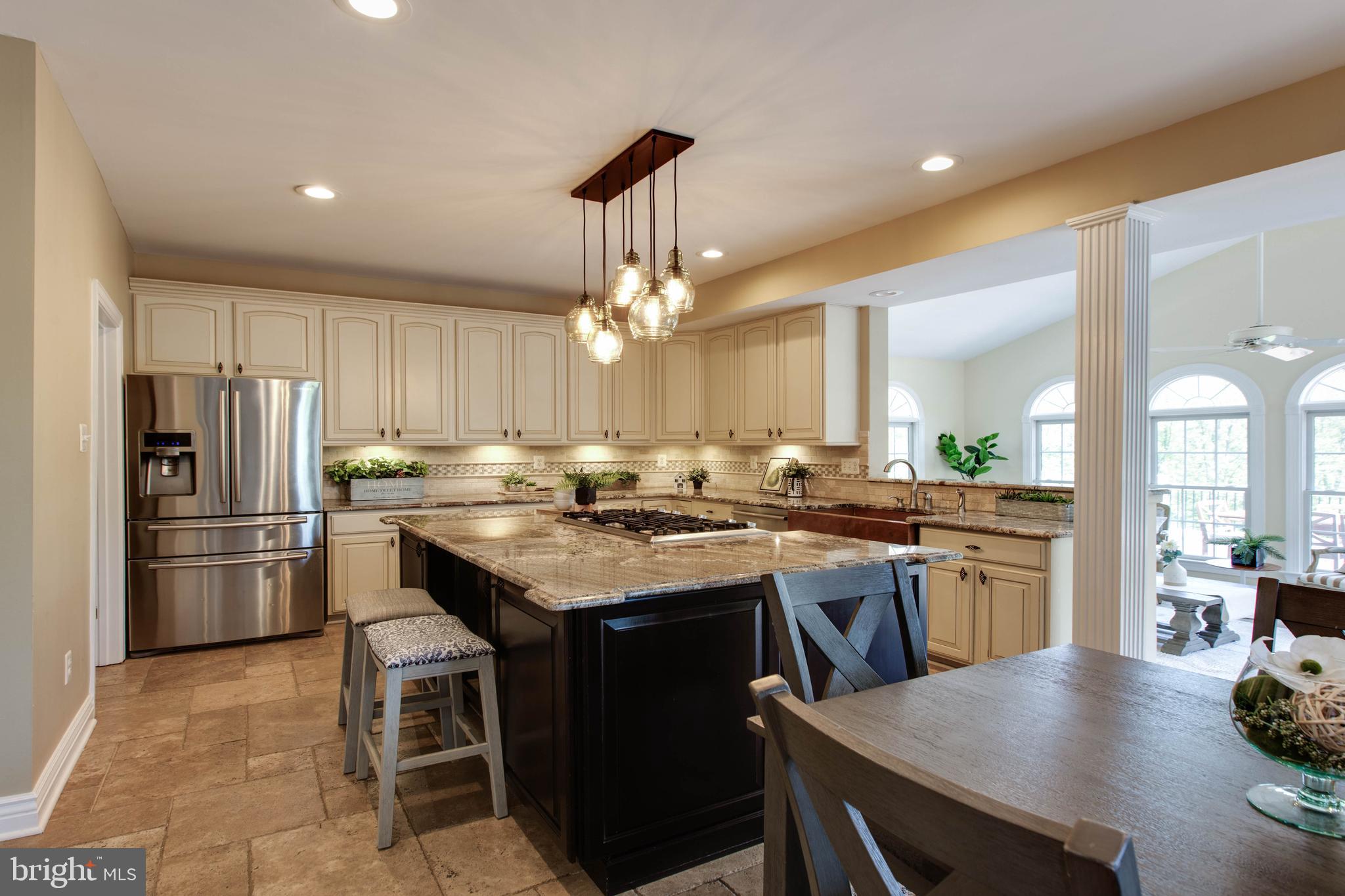 RIVER DOWNS - Residential