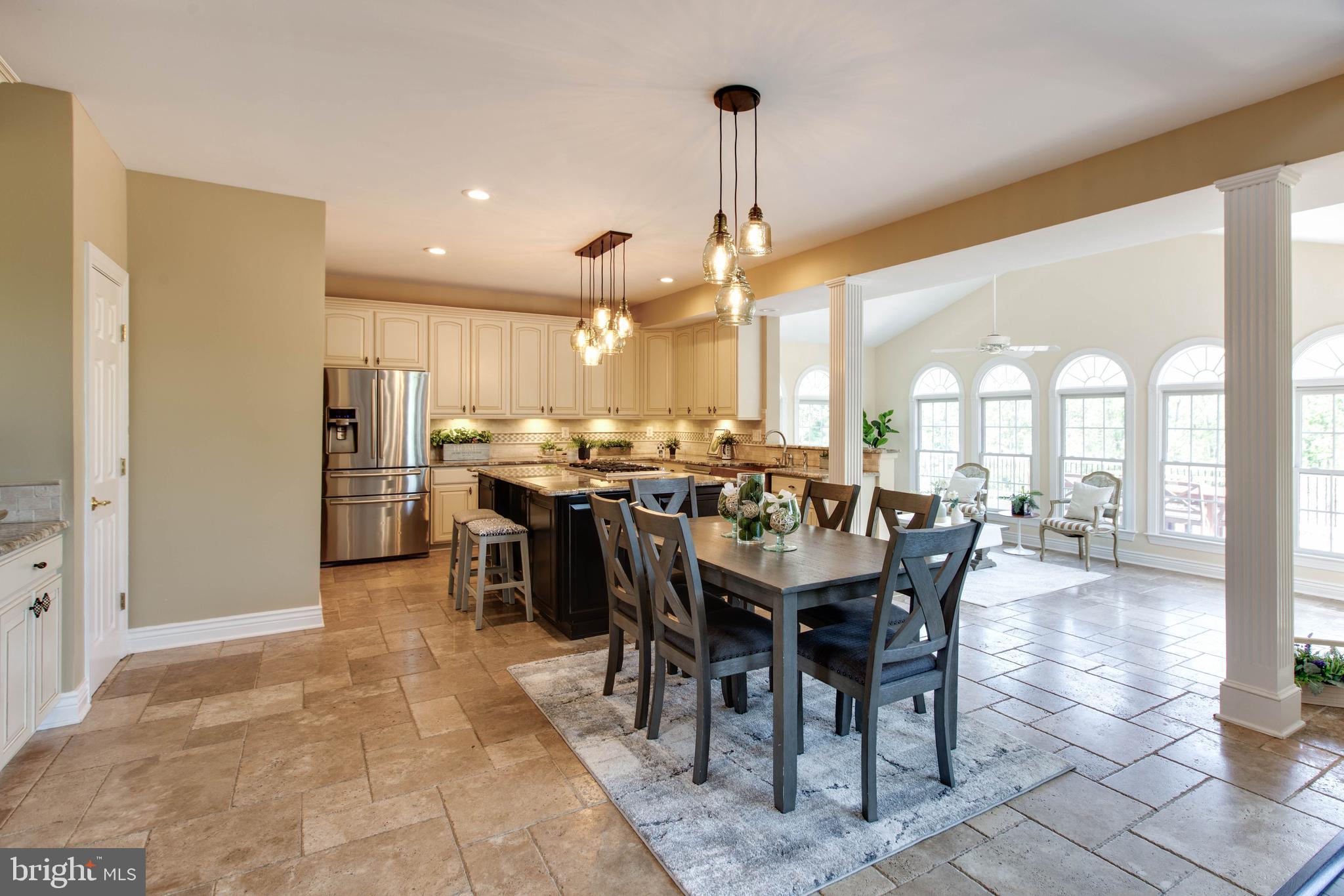 RIVER DOWNS - Residential