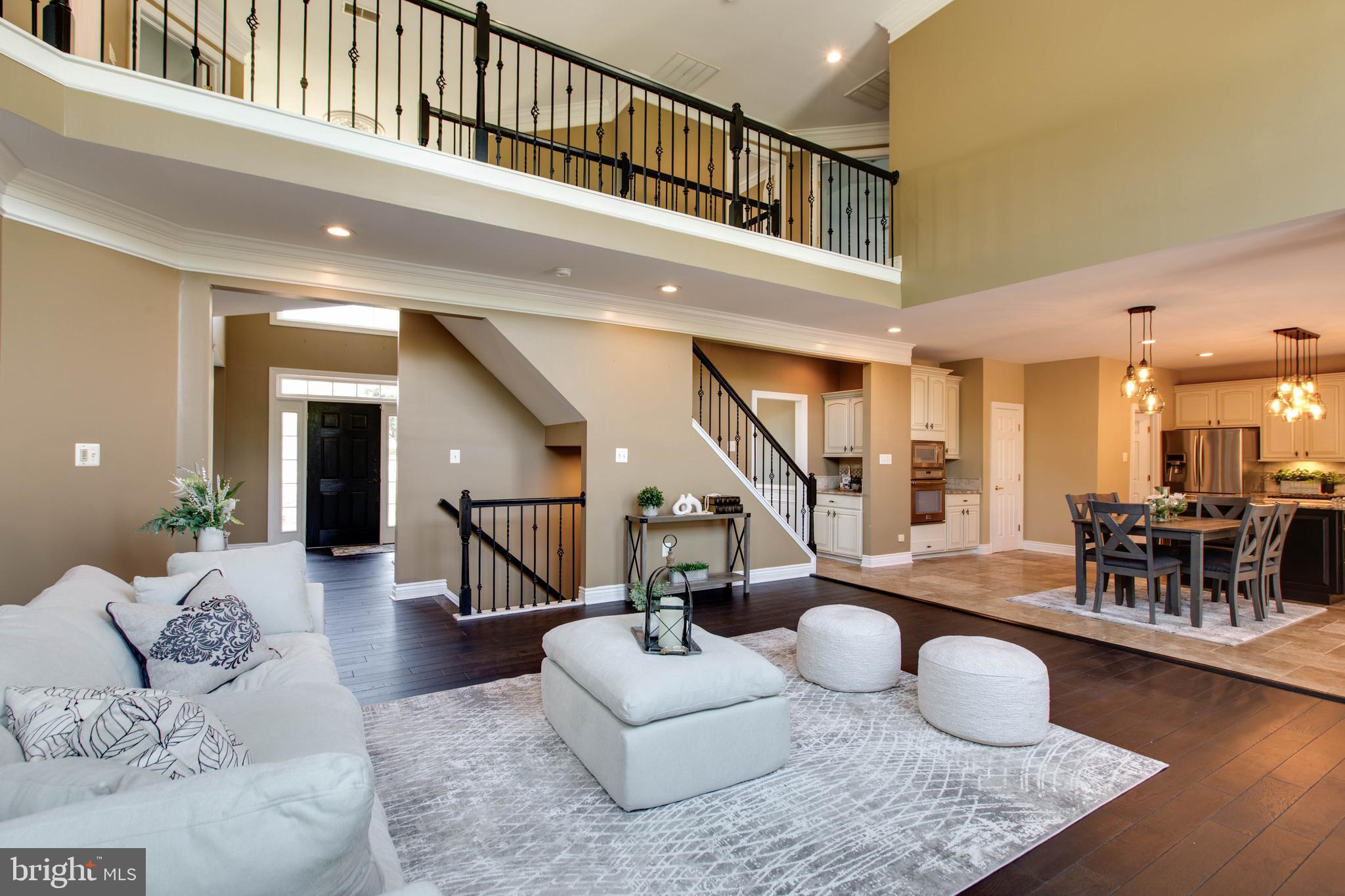 RIVER DOWNS - Residential