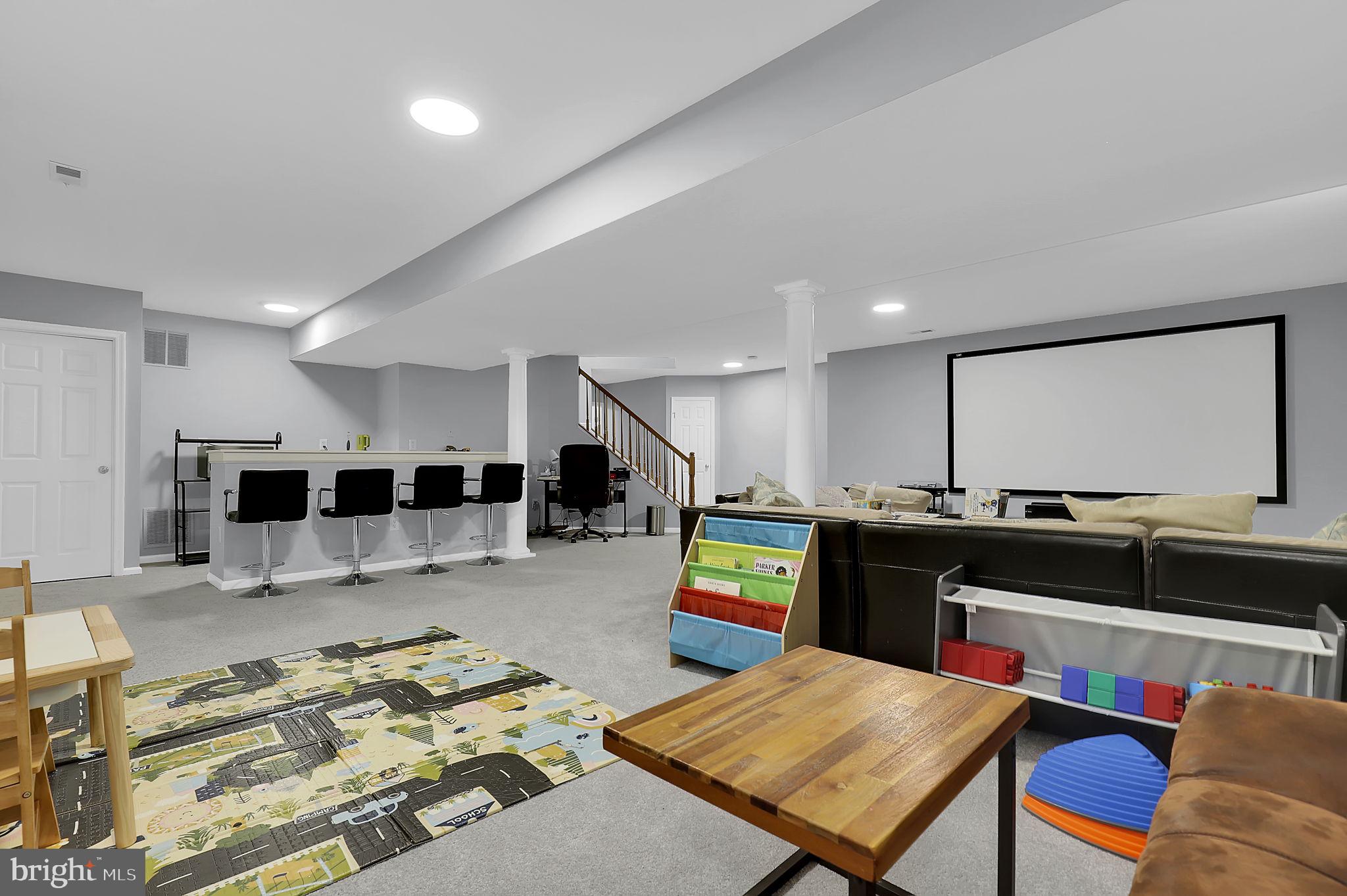 KINGS SQUARE - Residential