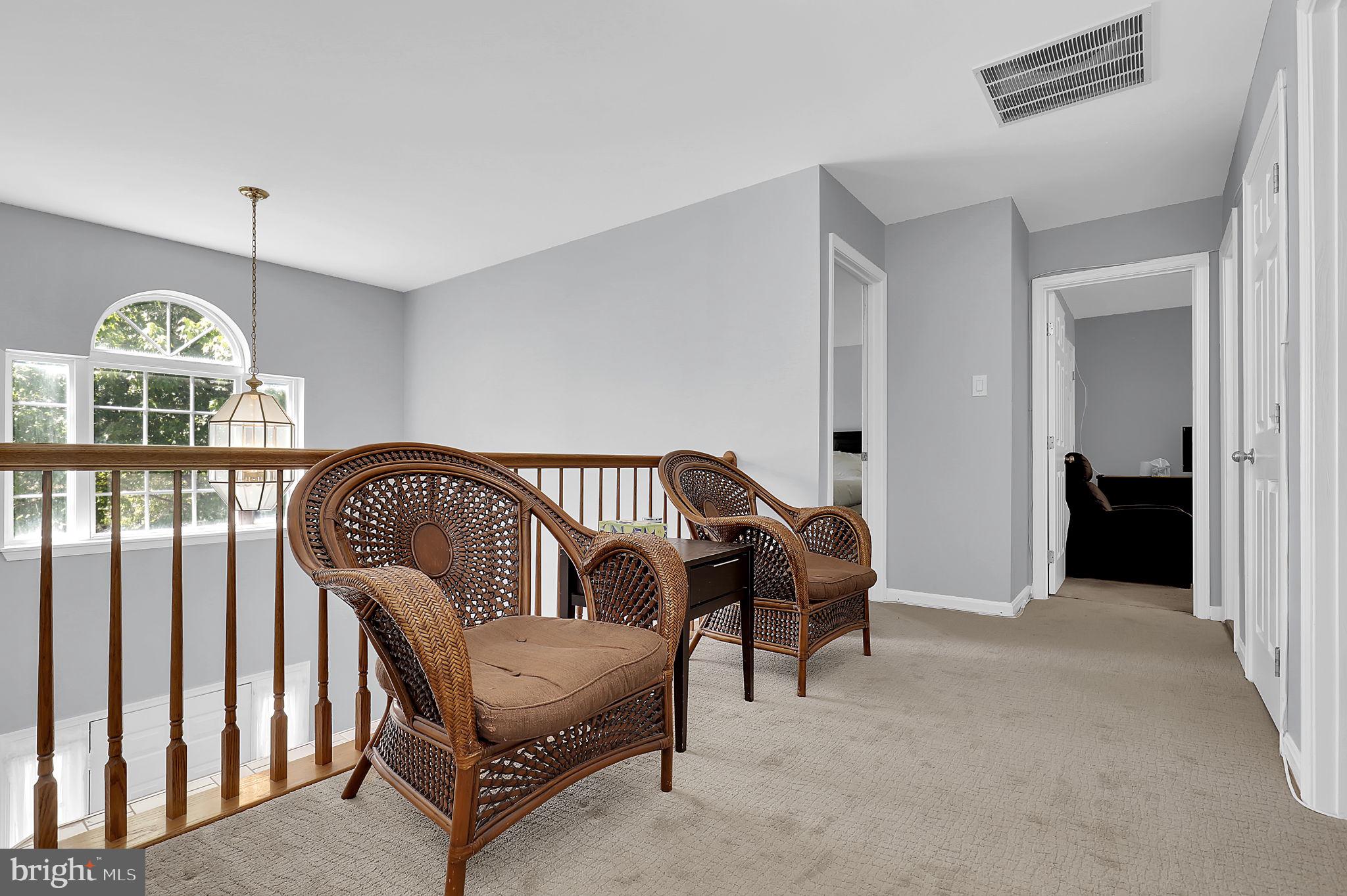 KINGS SQUARE - Residential