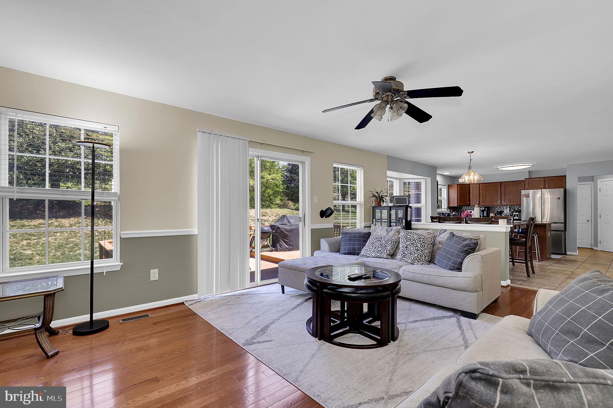 KINGS SQUARE - Residential