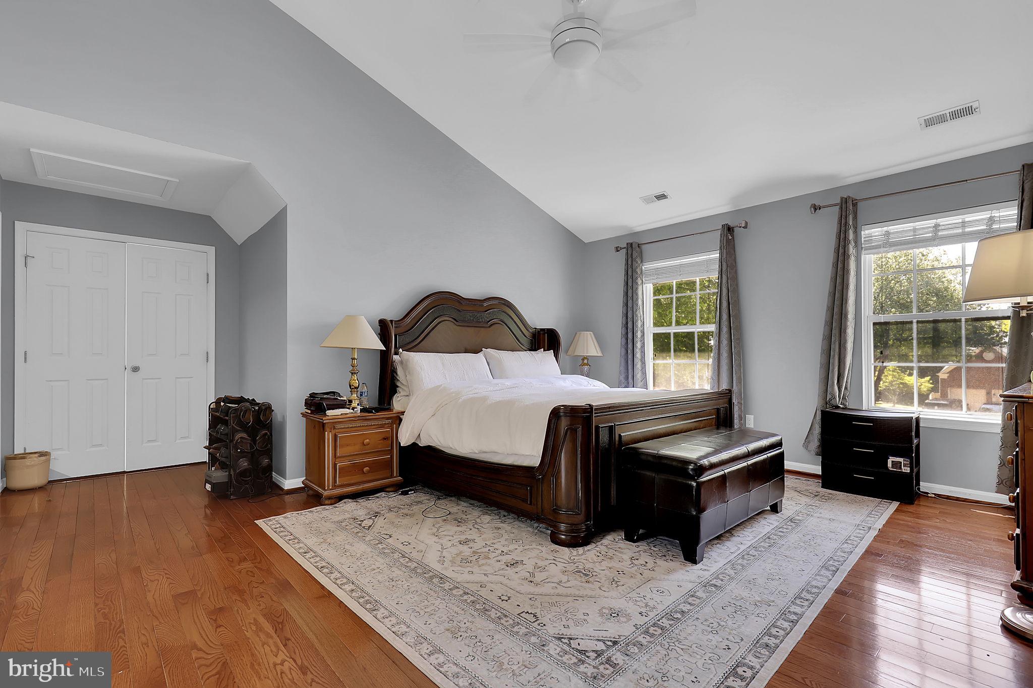 KINGS SQUARE - Residential