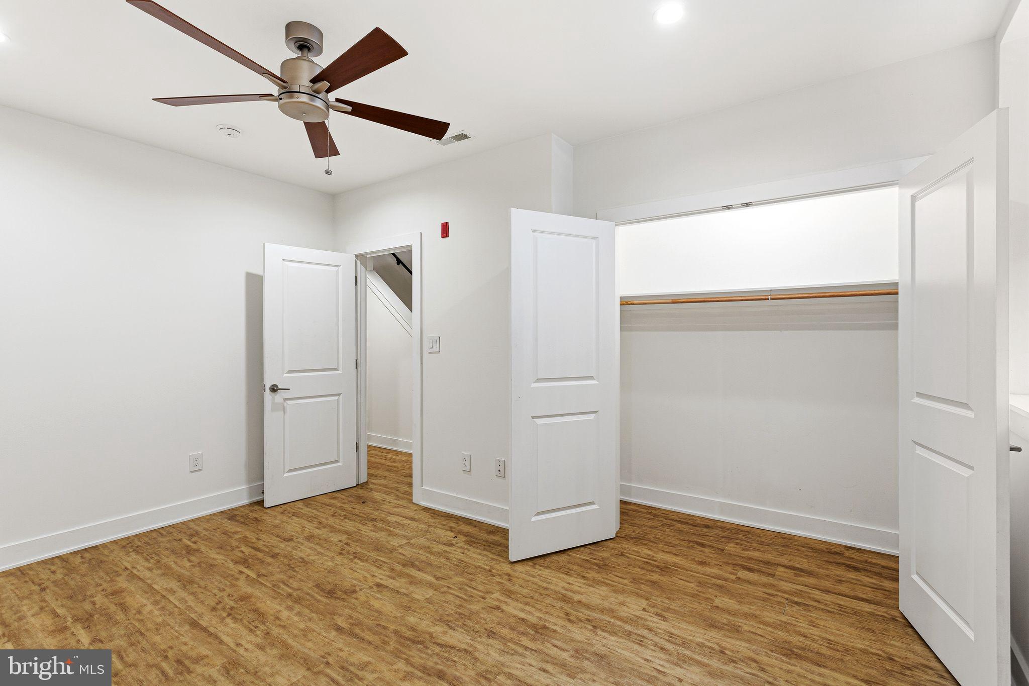 KENSINGTON - Residential