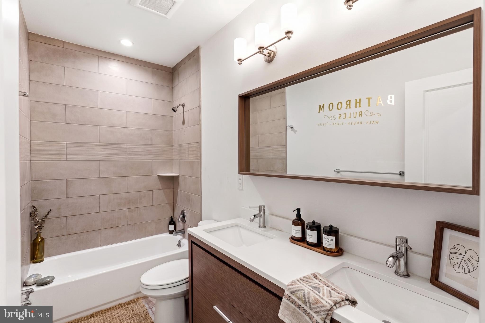 KENSINGTON - Residential