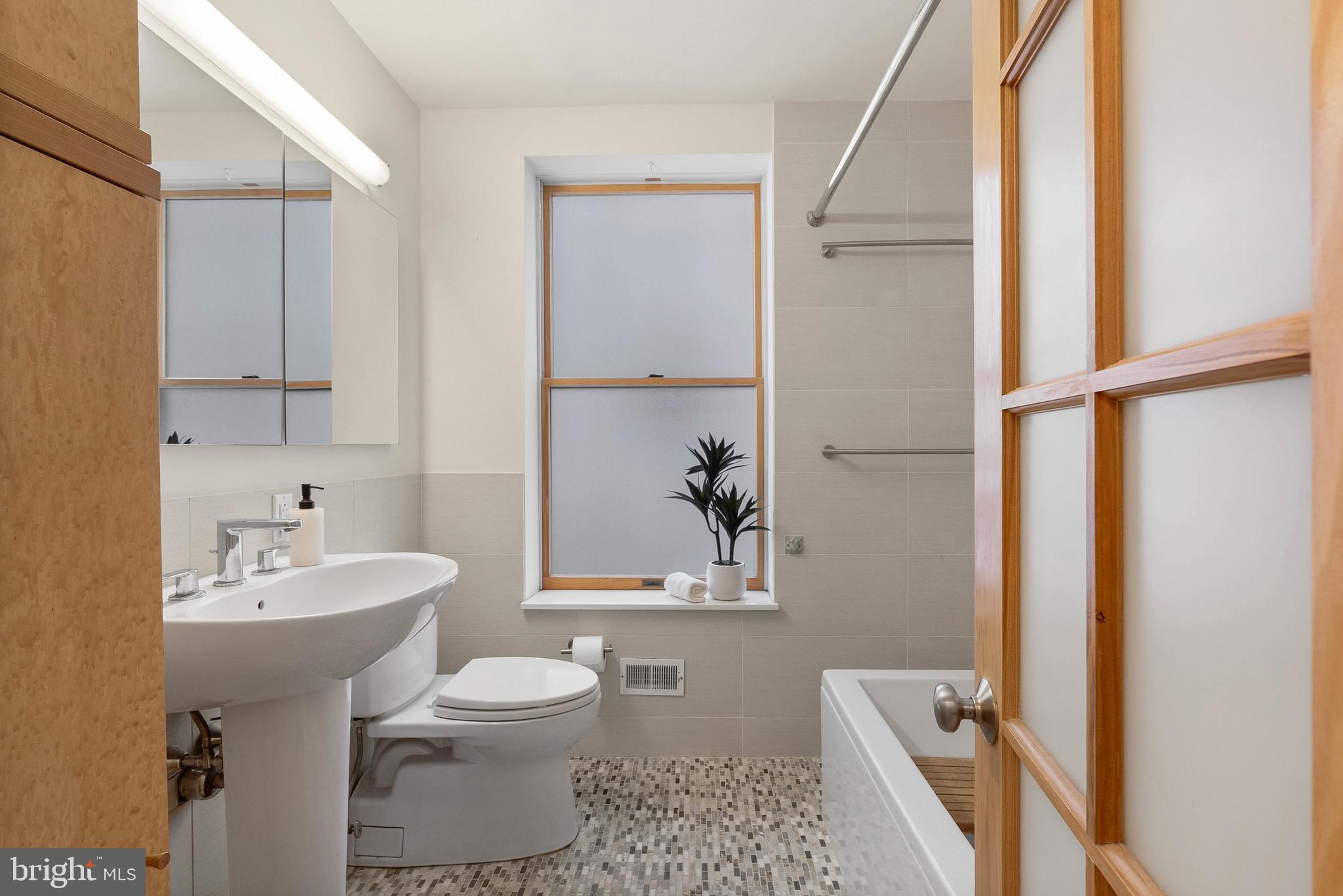 ART MUSEUM AREA - Residential