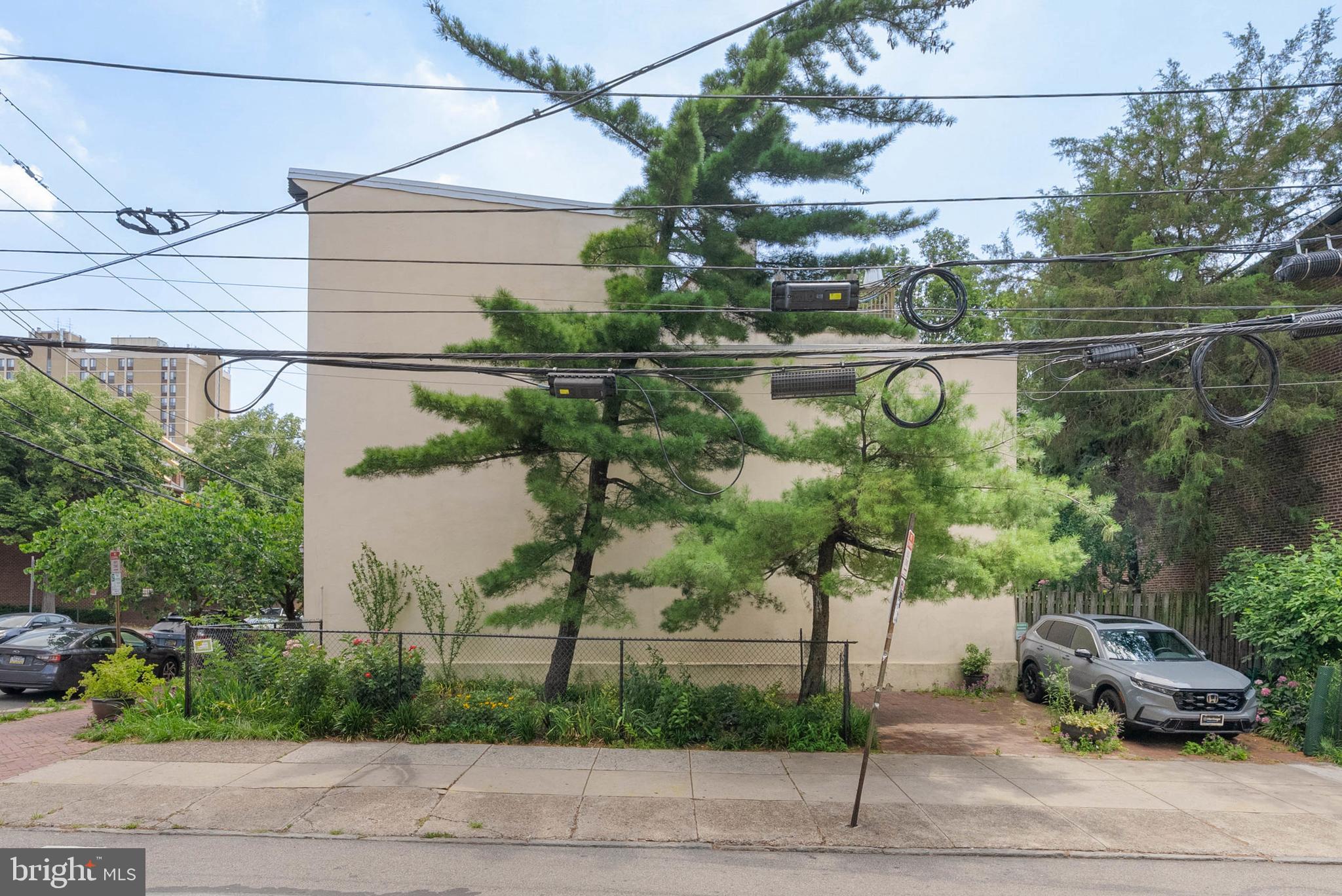 ART MUSEUM AREA - Residential