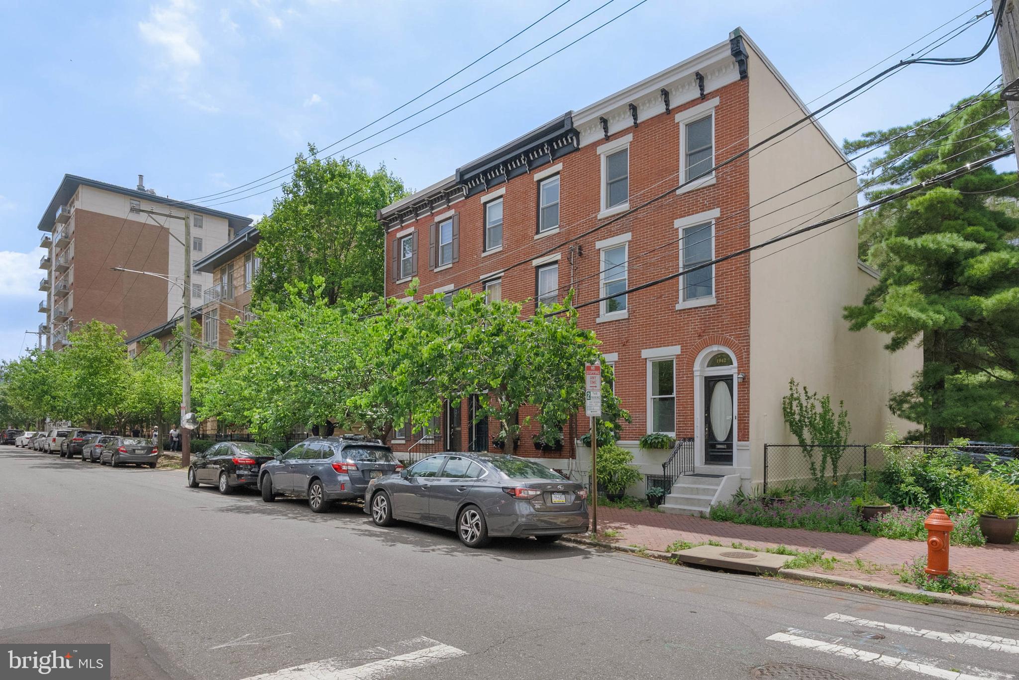 ART MUSEUM AREA - Residential