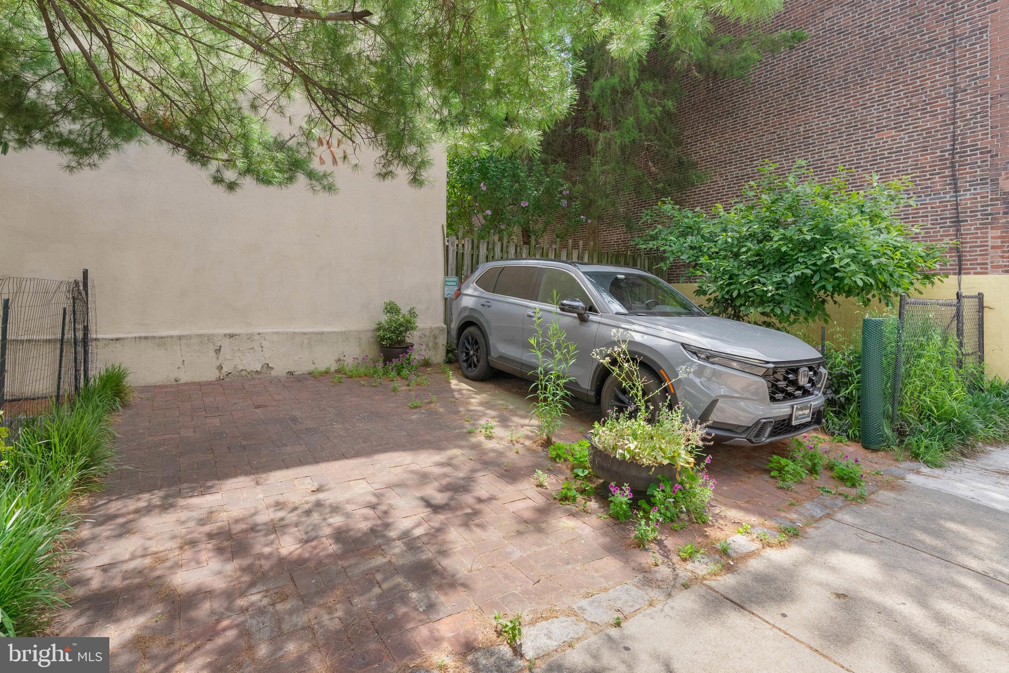 ART MUSEUM AREA - Residential