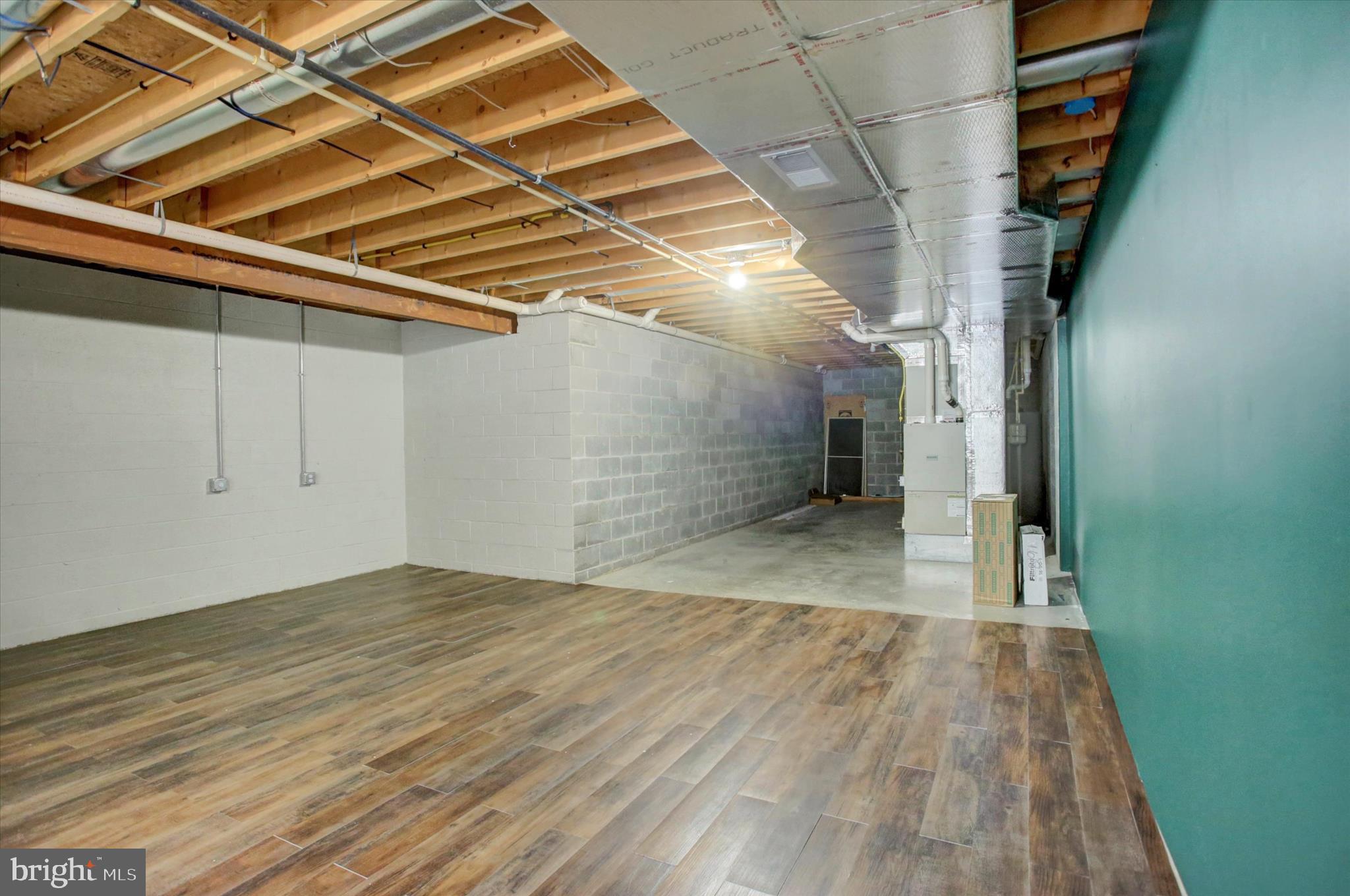 ORCHARD ESTATES - Residential