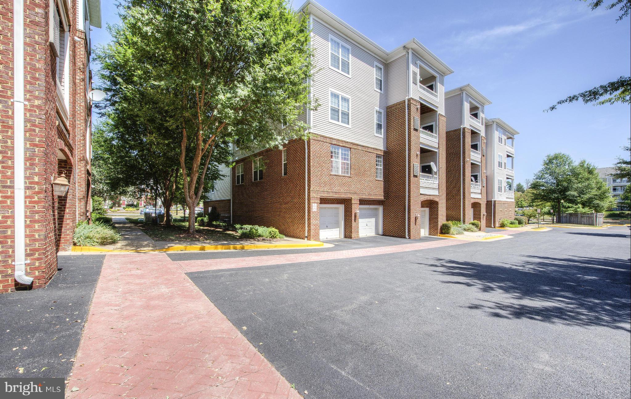 CEDAR LAKES - Residential Lease