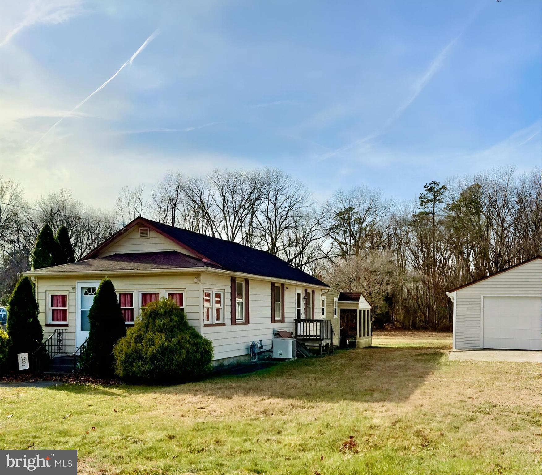 1729 HERBERT BOULEVARD