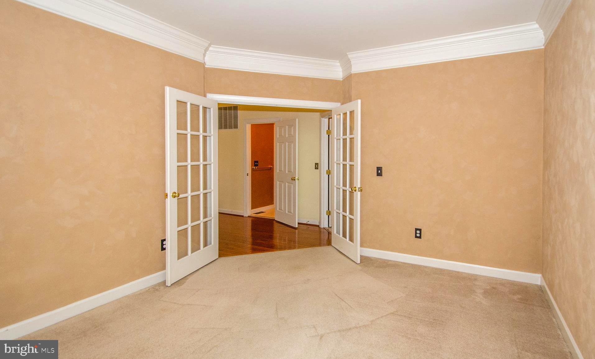 SPRING LAKES - Residential