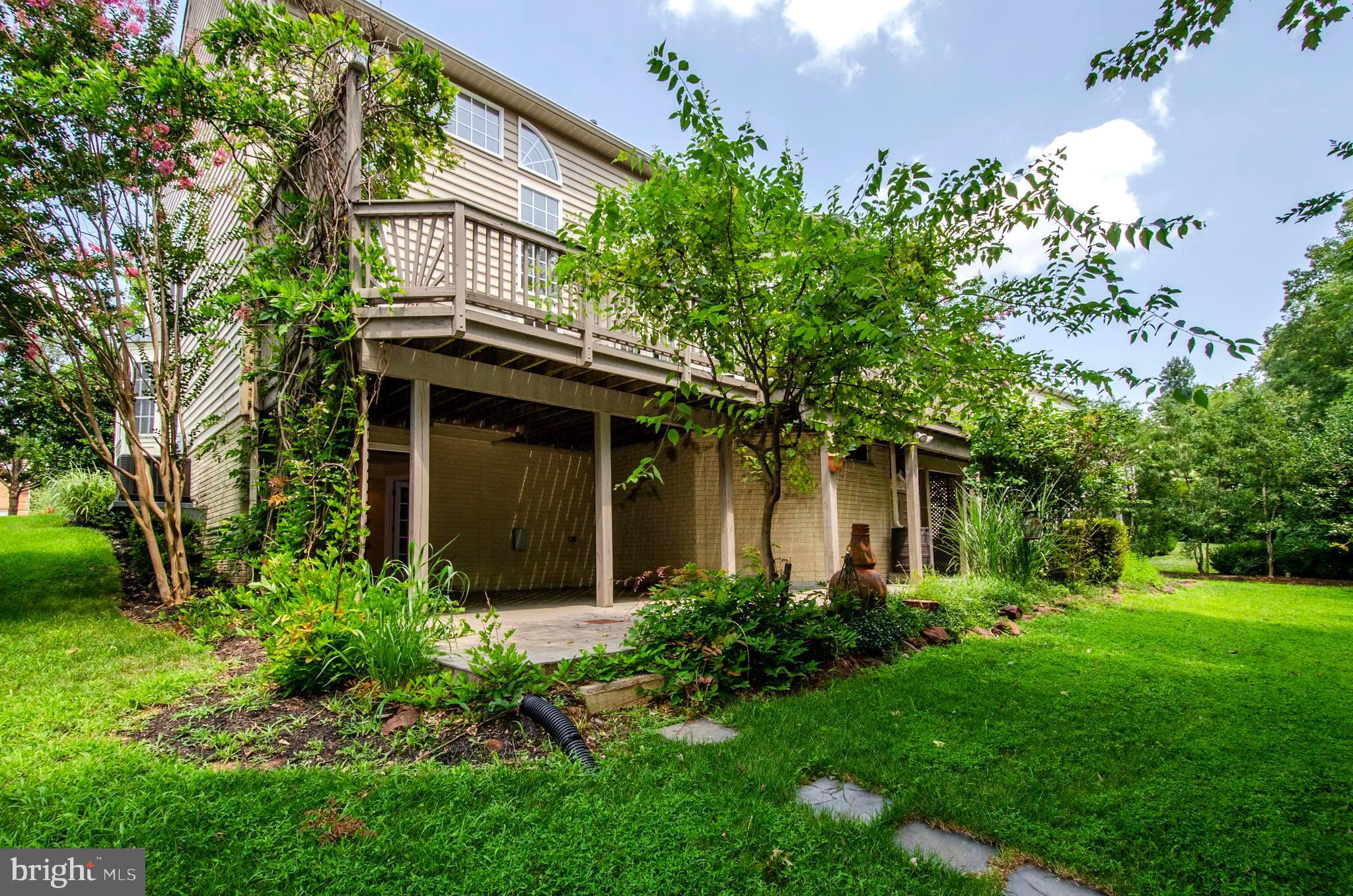 SPRING LAKES - Residential