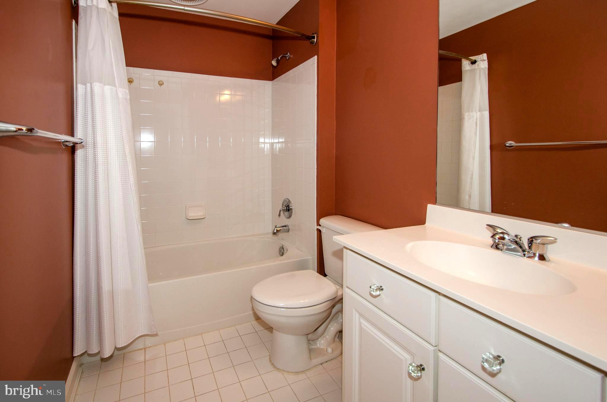 SPRING LAKES - Residential