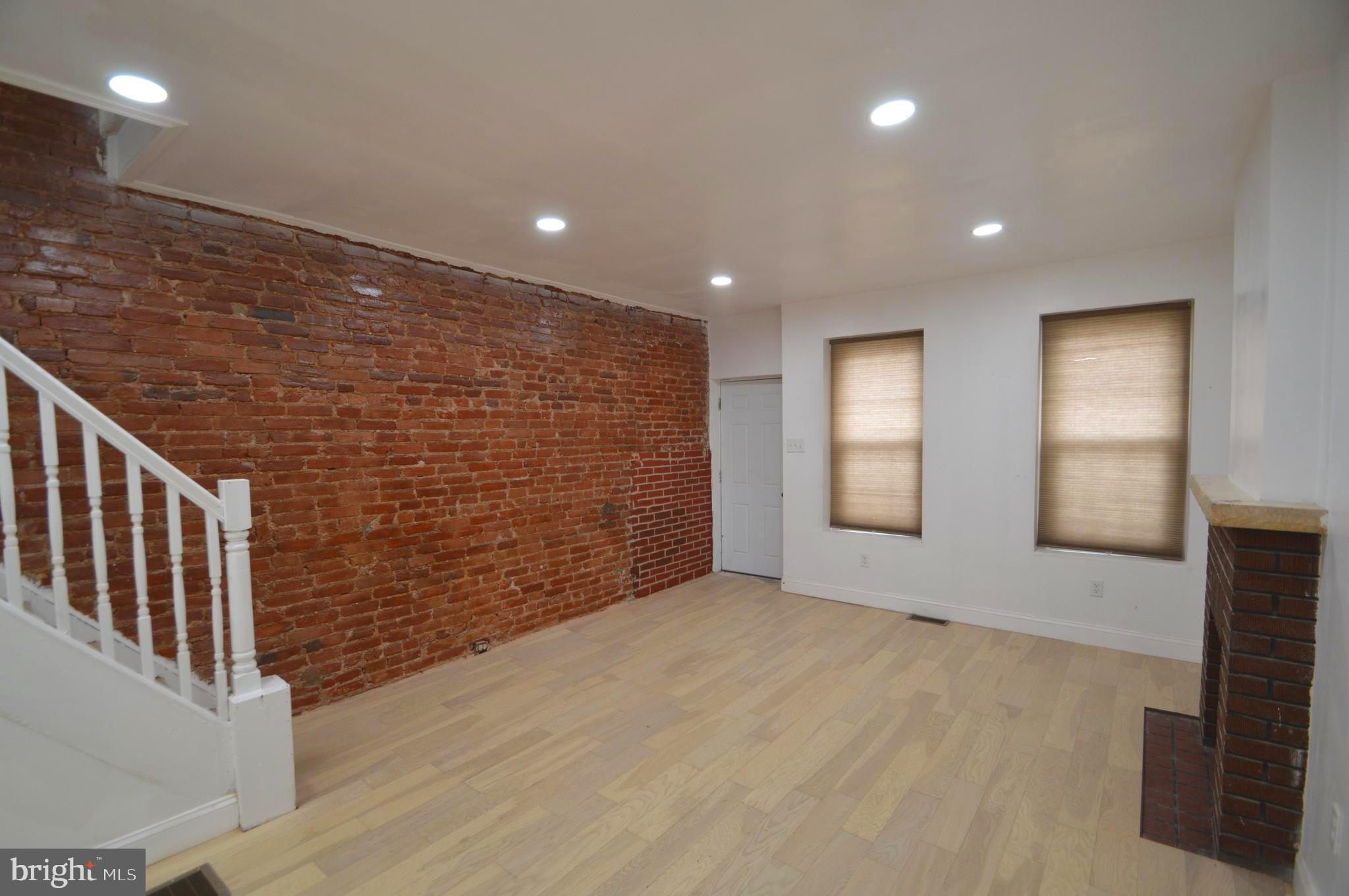 POINT BREEZE - Residential