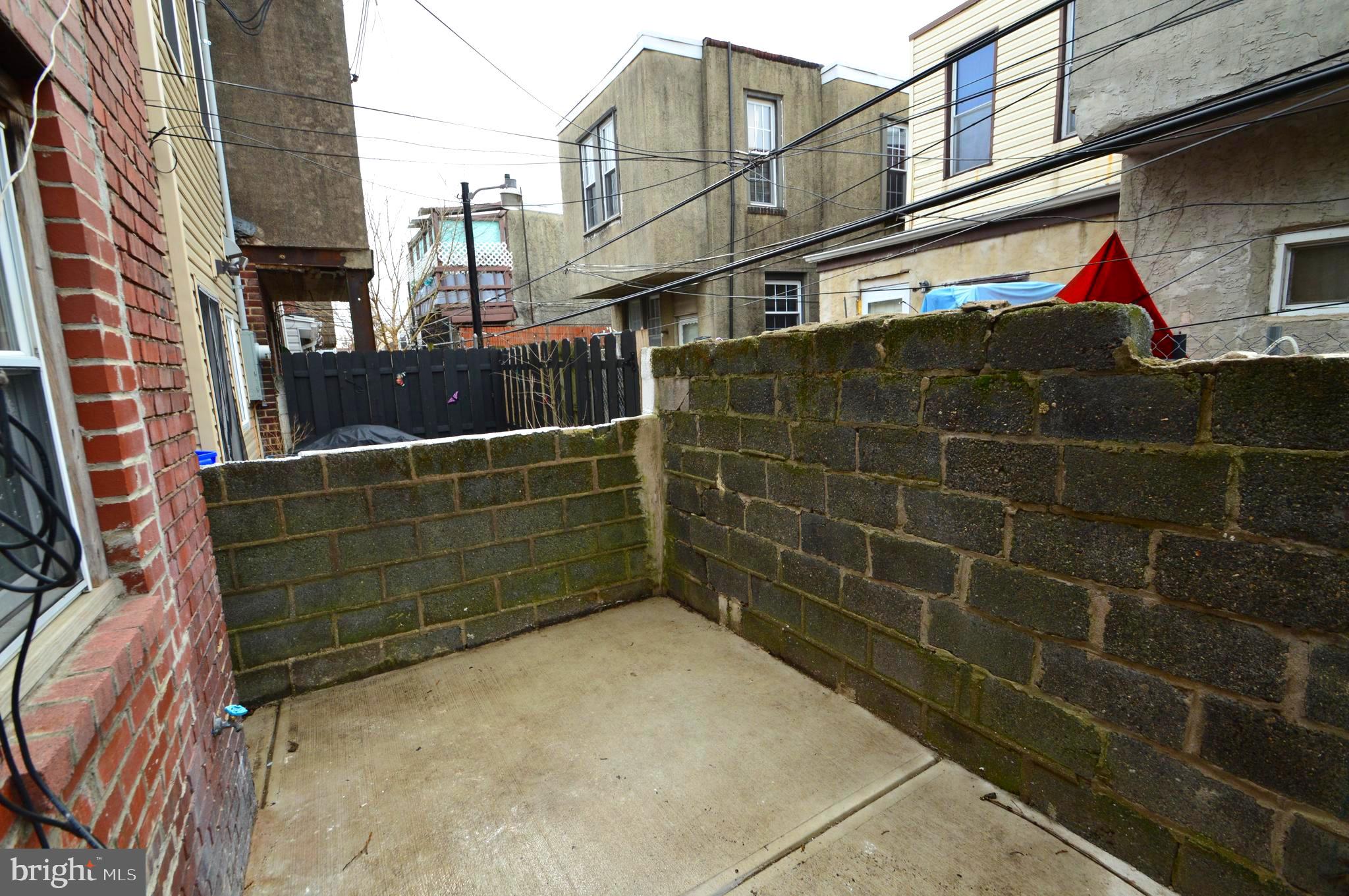 POINT BREEZE - Residential