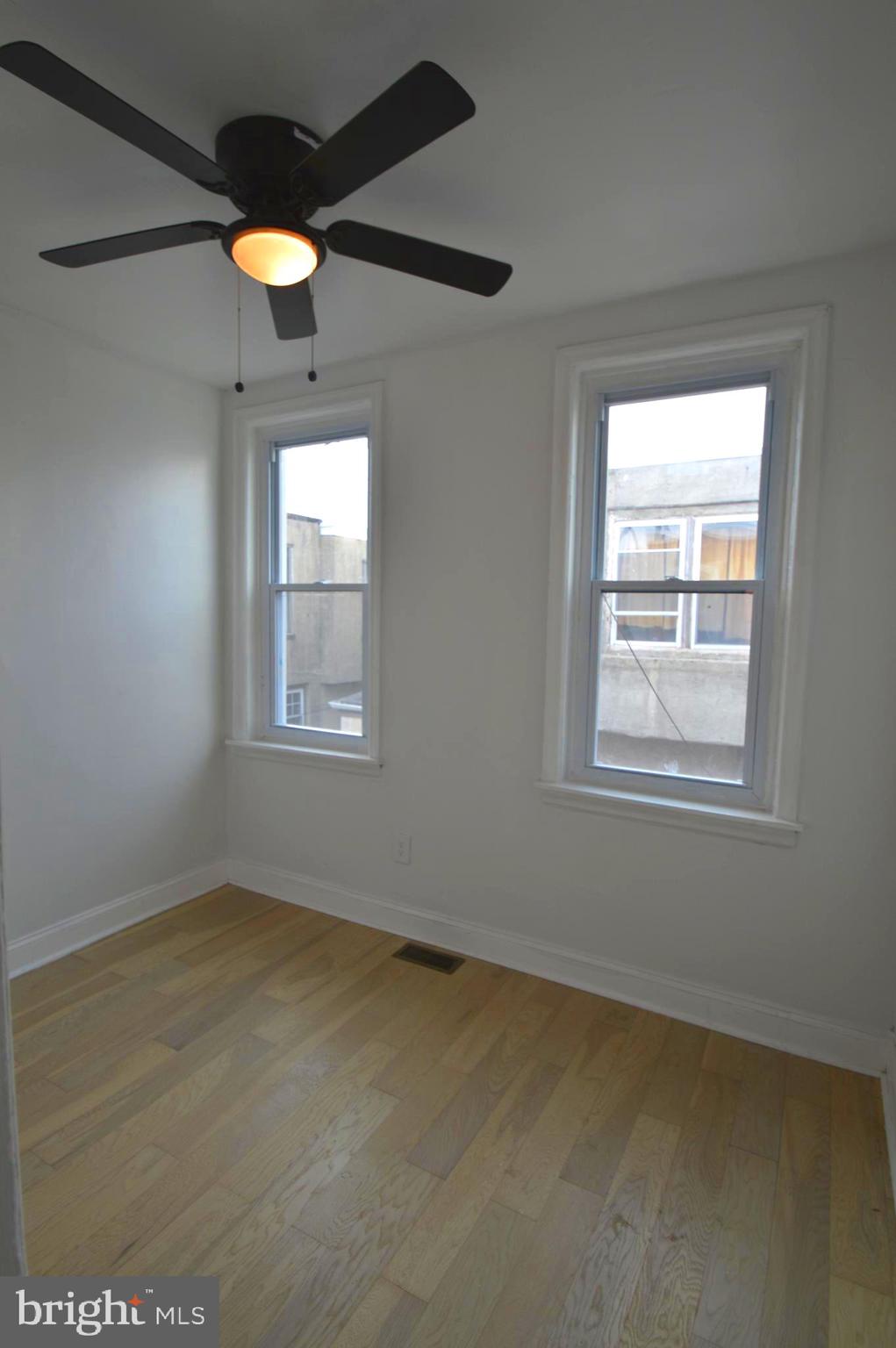 POINT BREEZE - Residential