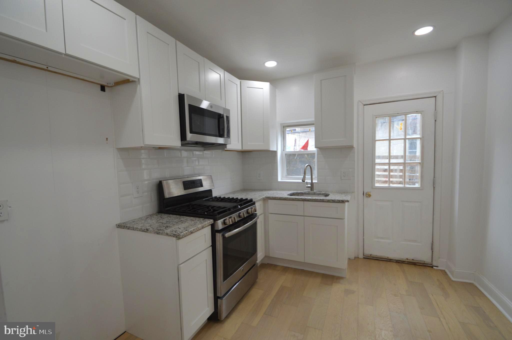 POINT BREEZE - Residential