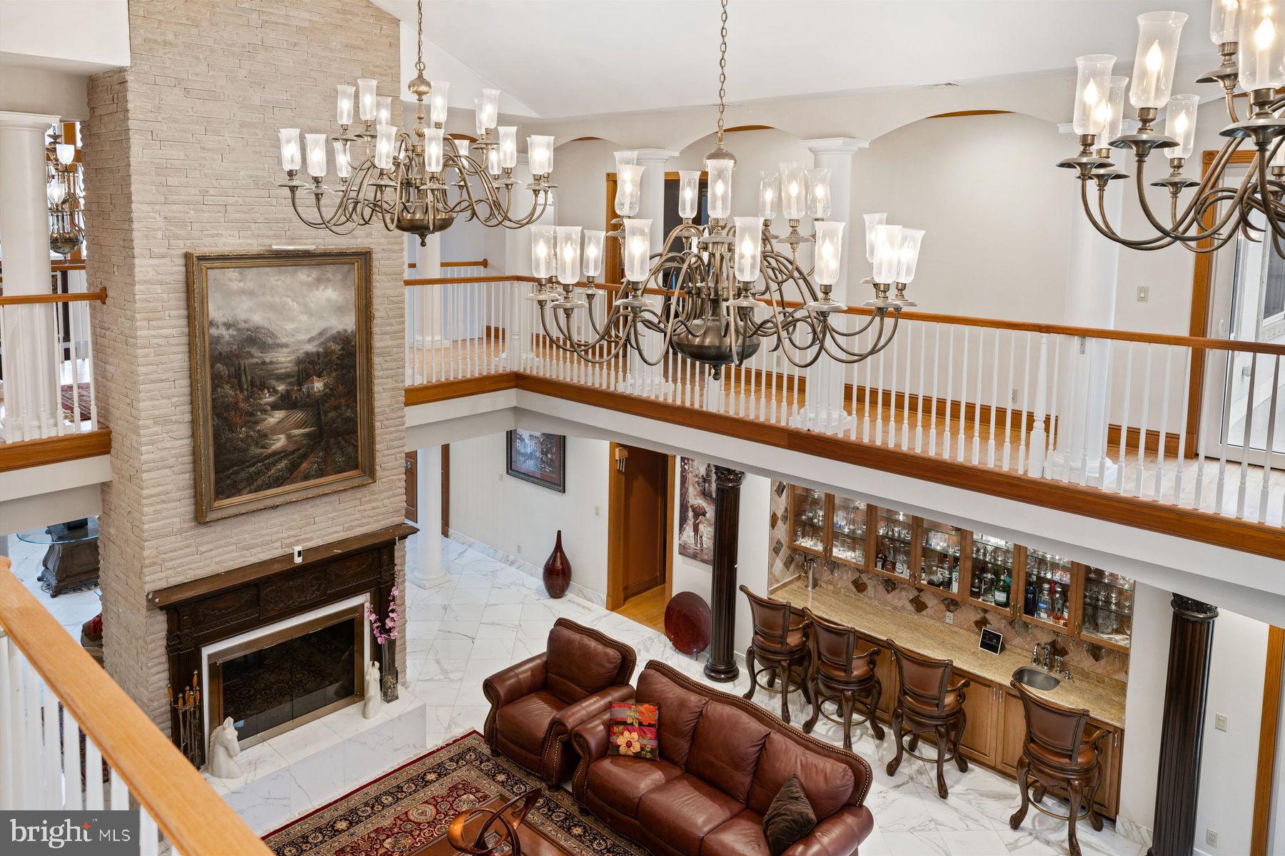 BRYN MAWR - Residential