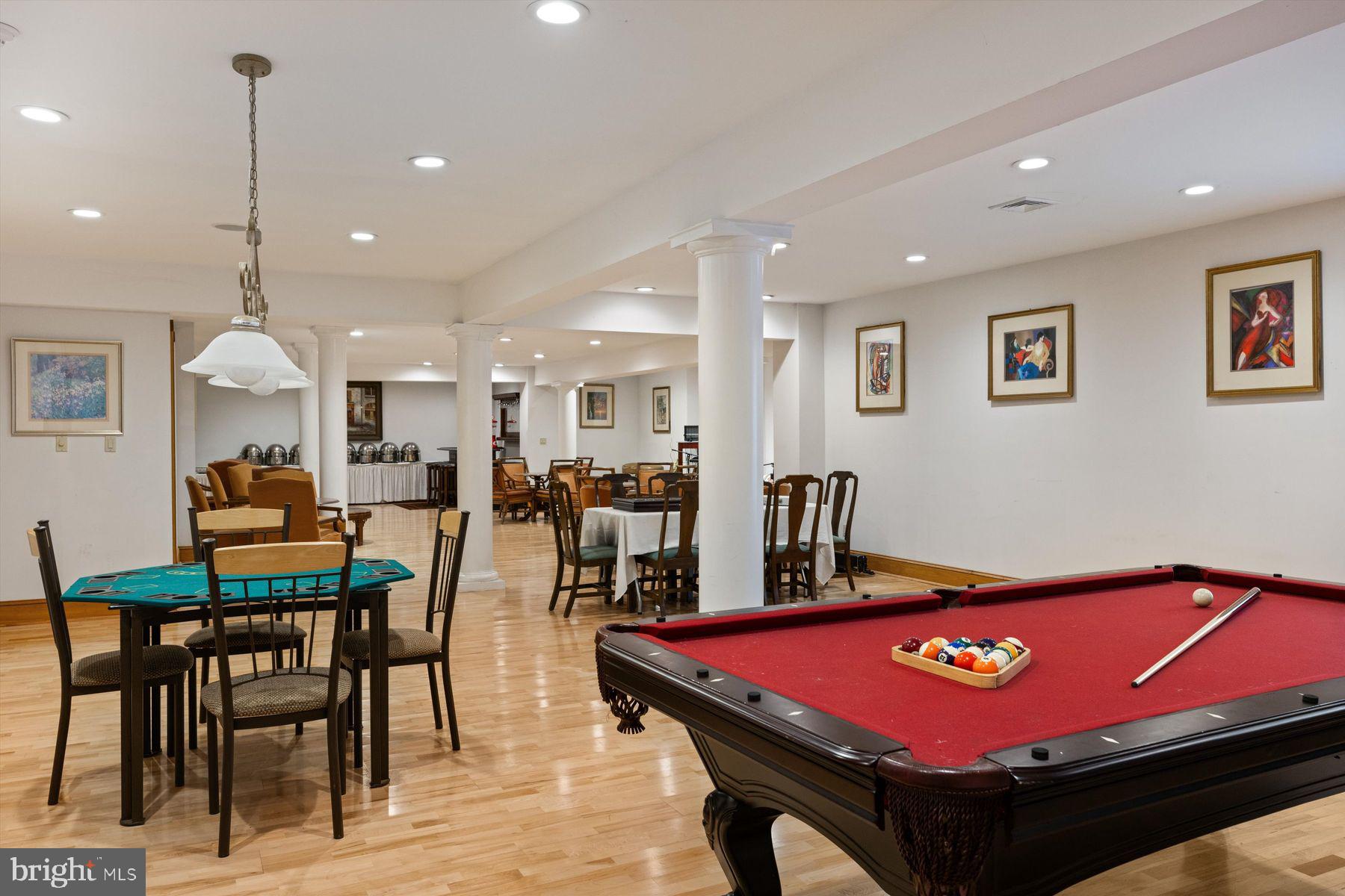 BRYN MAWR - Residential